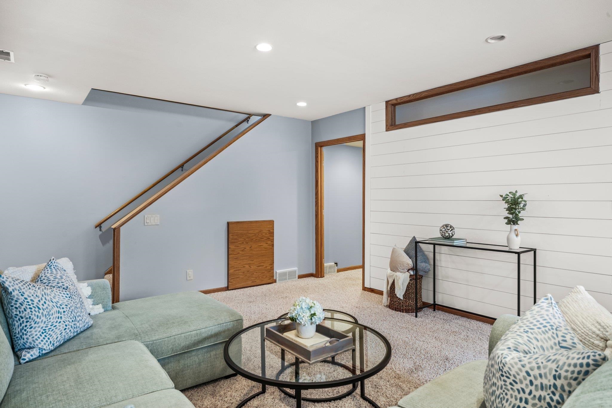 201 Westridge Parkway