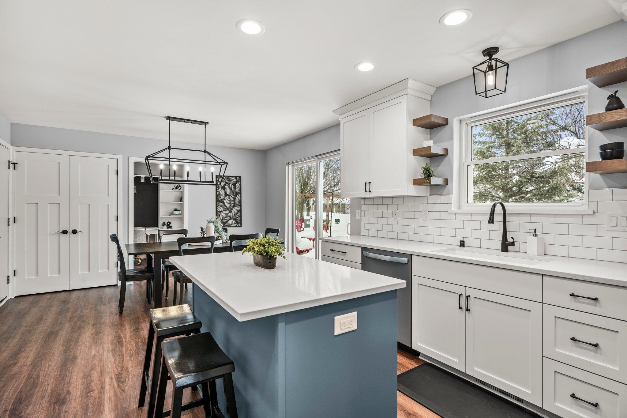 201 Westridge Parkway