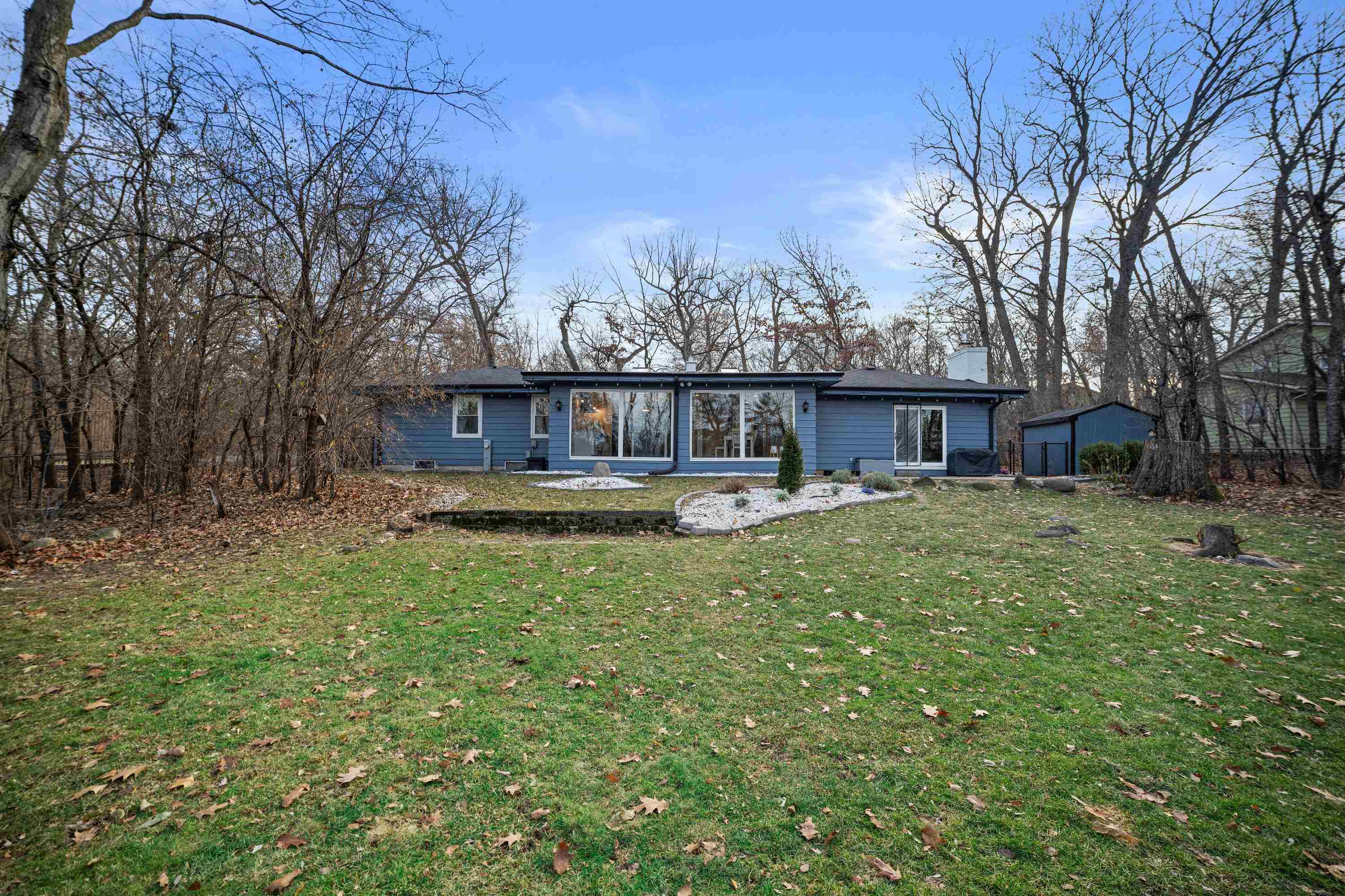 N9W23900 Sherwood Drive