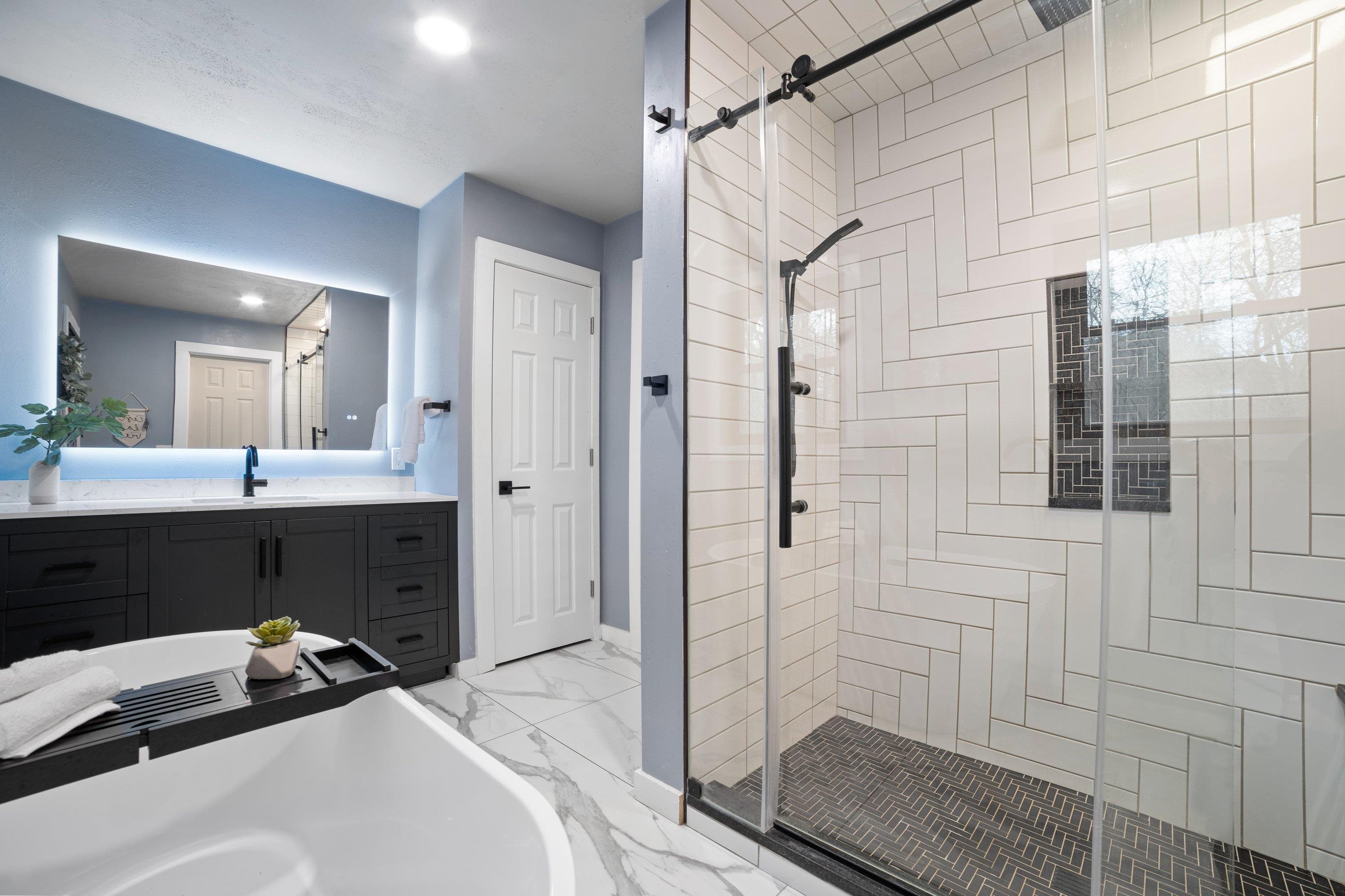 N9W23900 Sherwood Drive