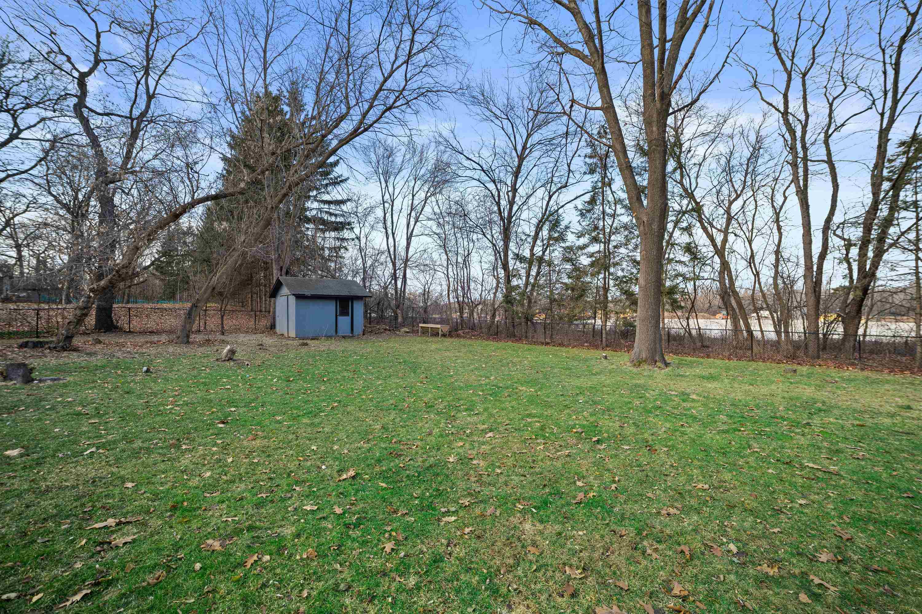 N9W23900 Sherwood Drive