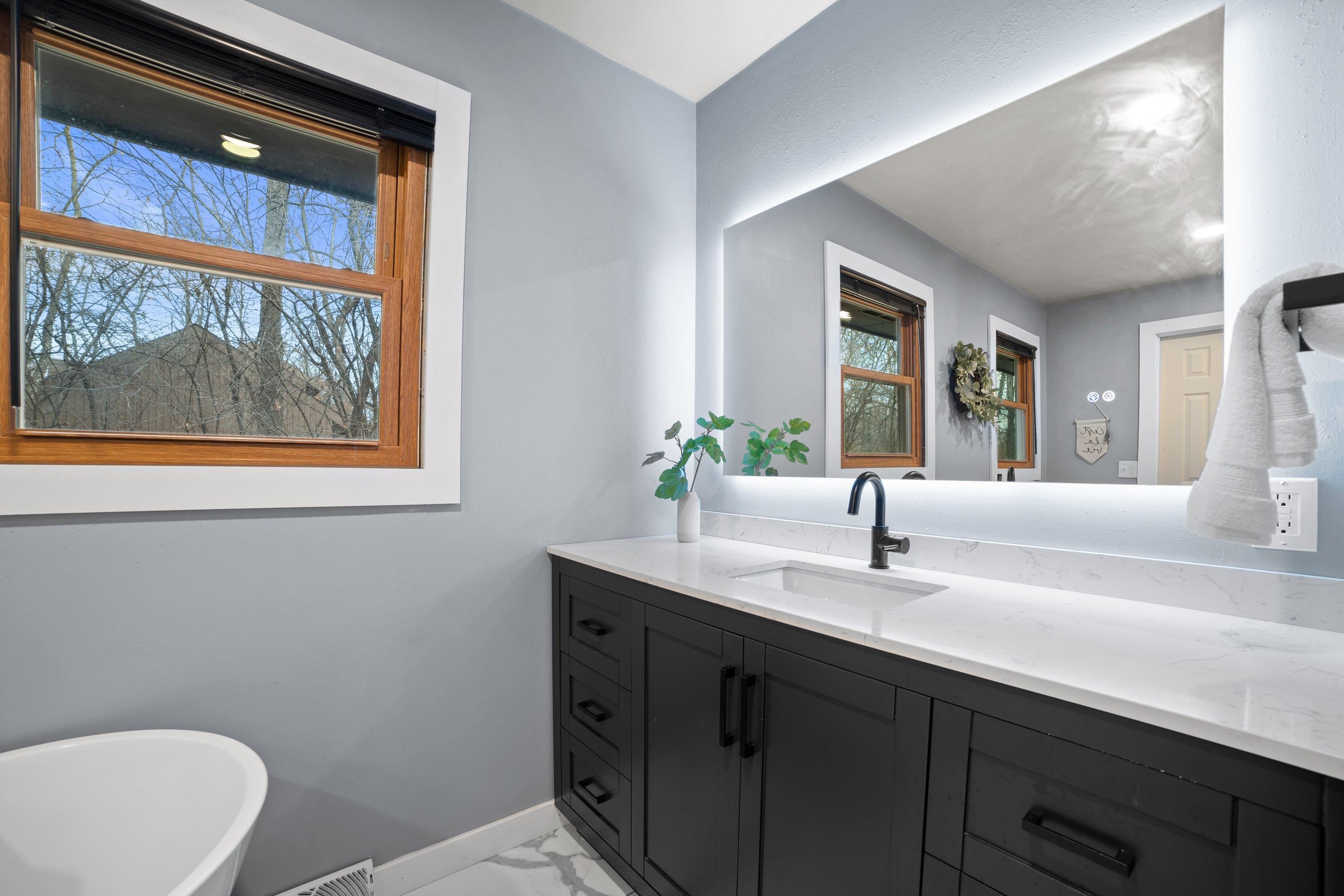 N9W23900 Sherwood Drive