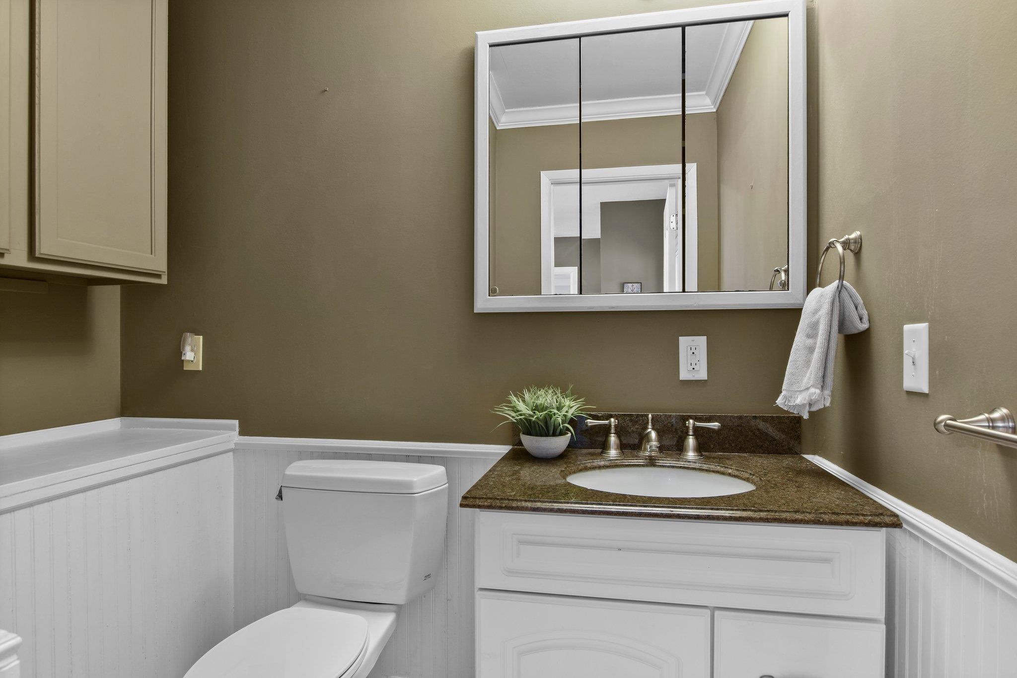 206 N Ludington Street