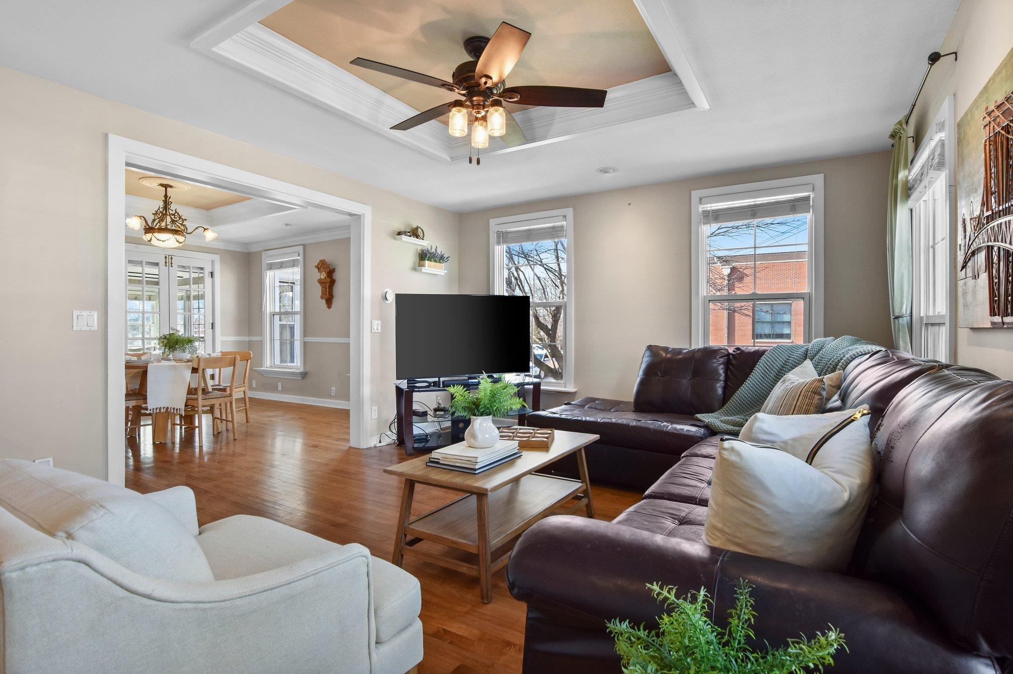 206 N Ludington Street