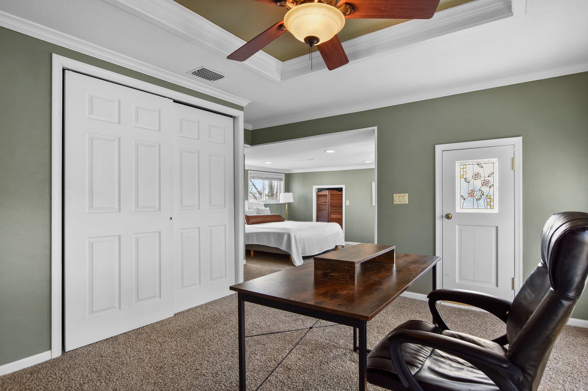 206 N Ludington Street