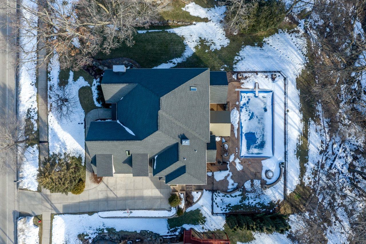 9125 Blackhawk Road