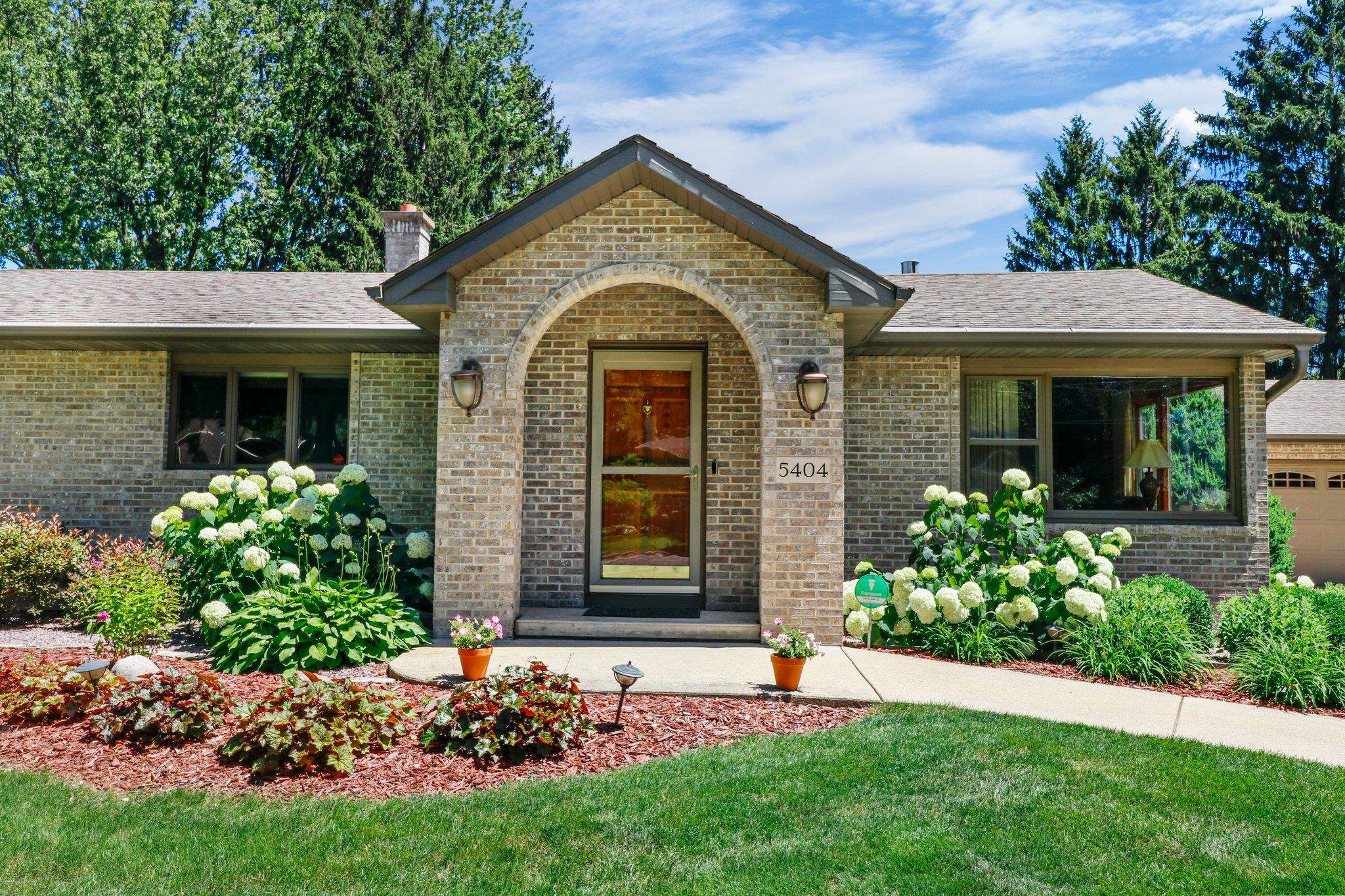 5404 Midmoor Road