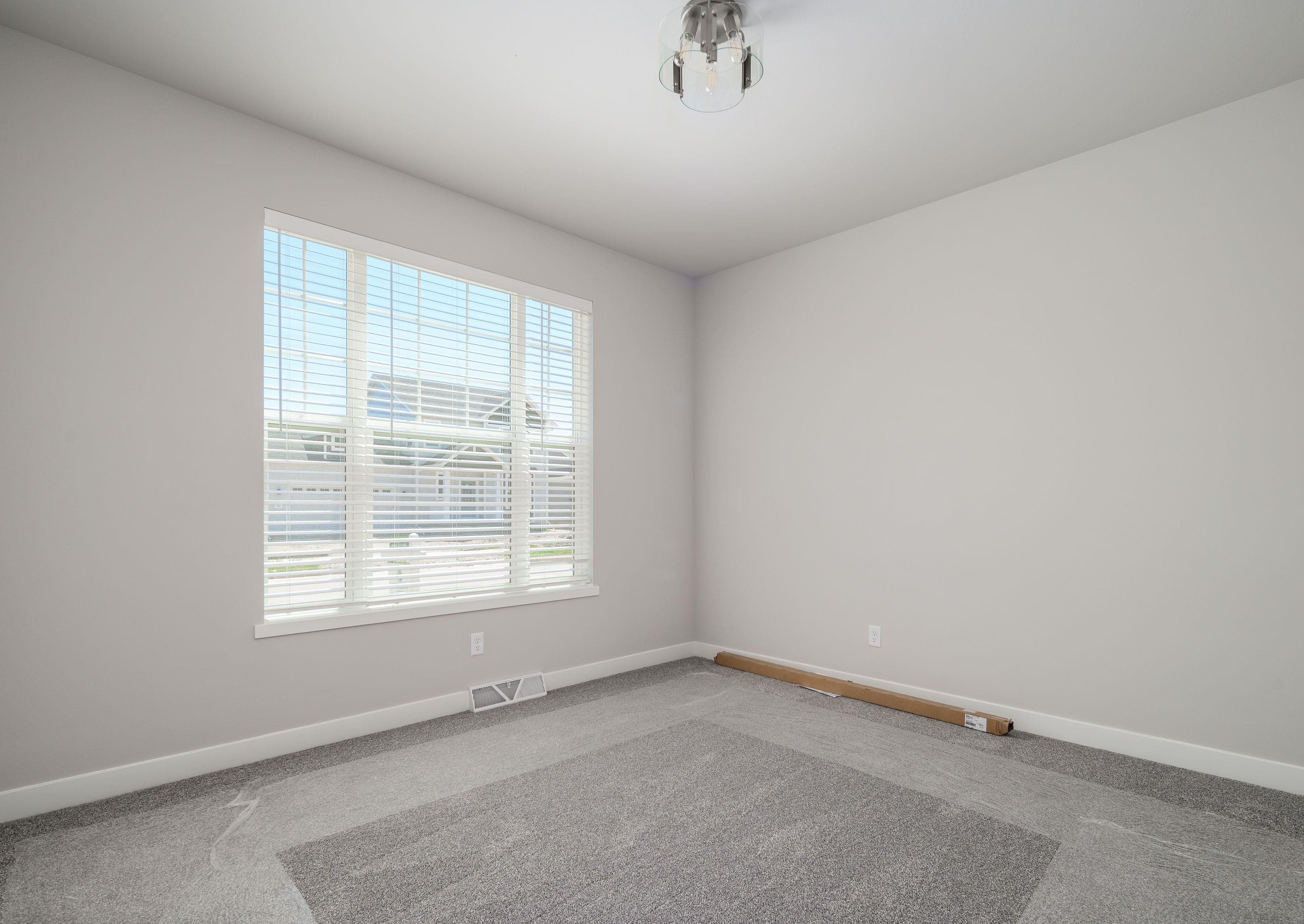 5918 Dragonfly Way