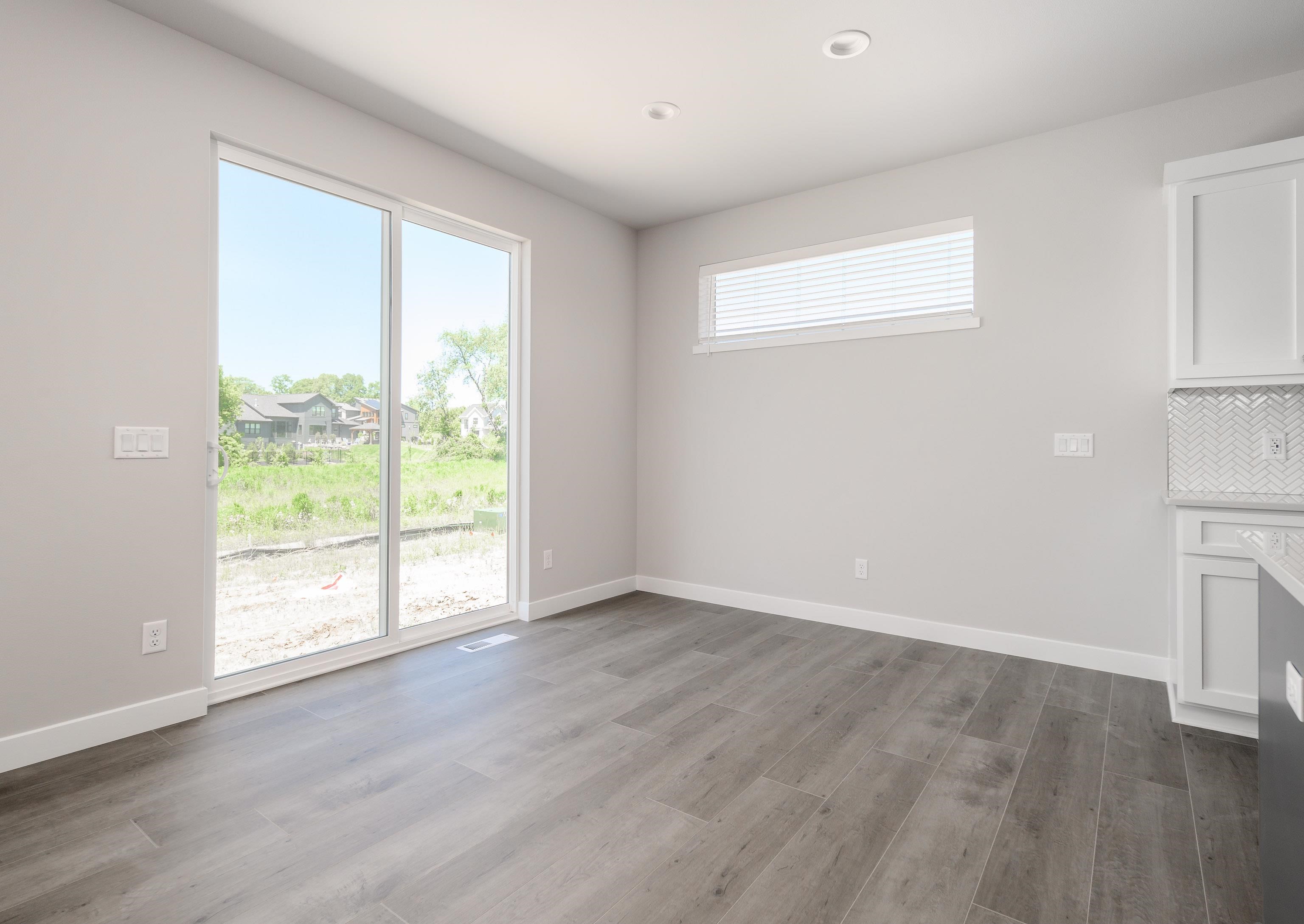 5918 Dragonfly Way