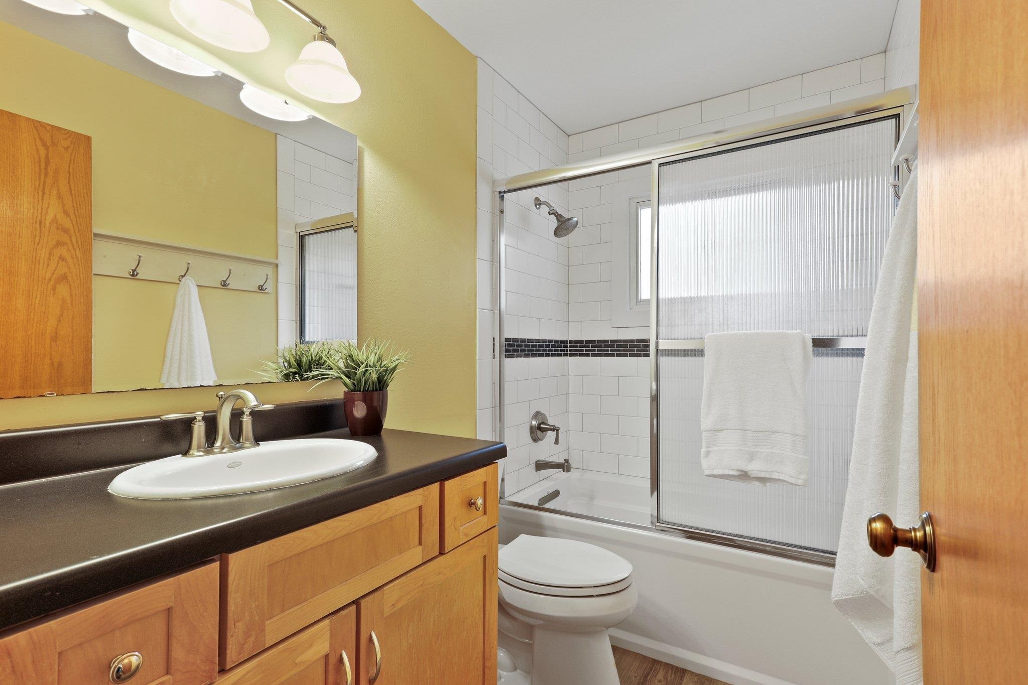 6109 Mulberry Circle