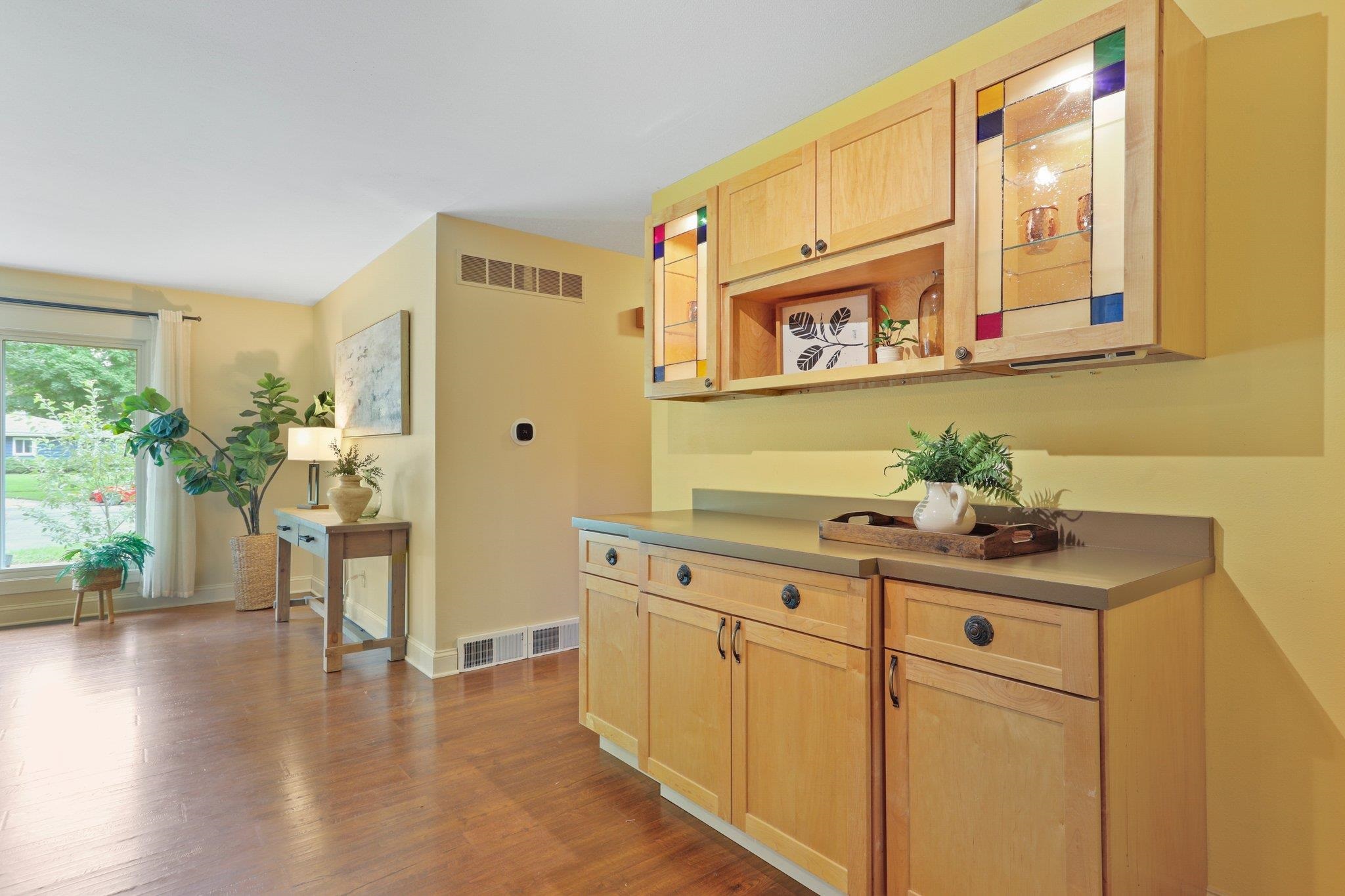 6109 Mulberry Circle