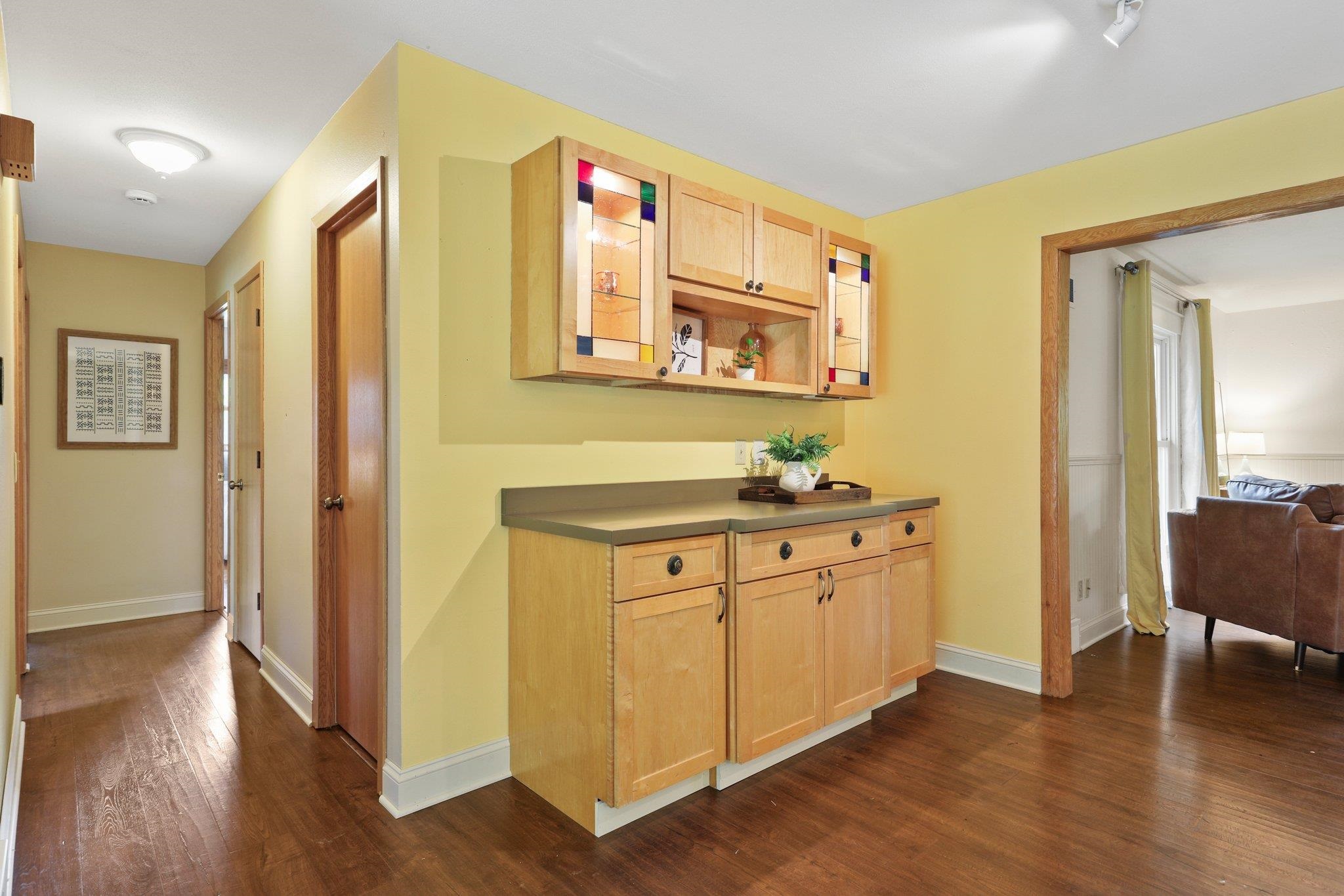 6109 Mulberry Circle