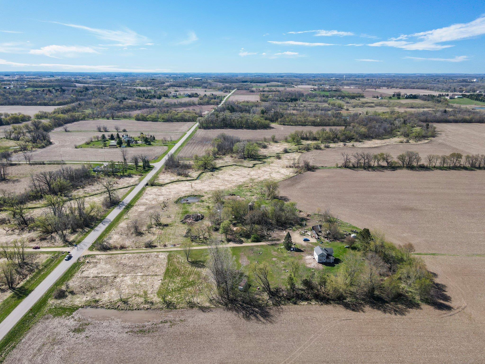 1945 Spring Road