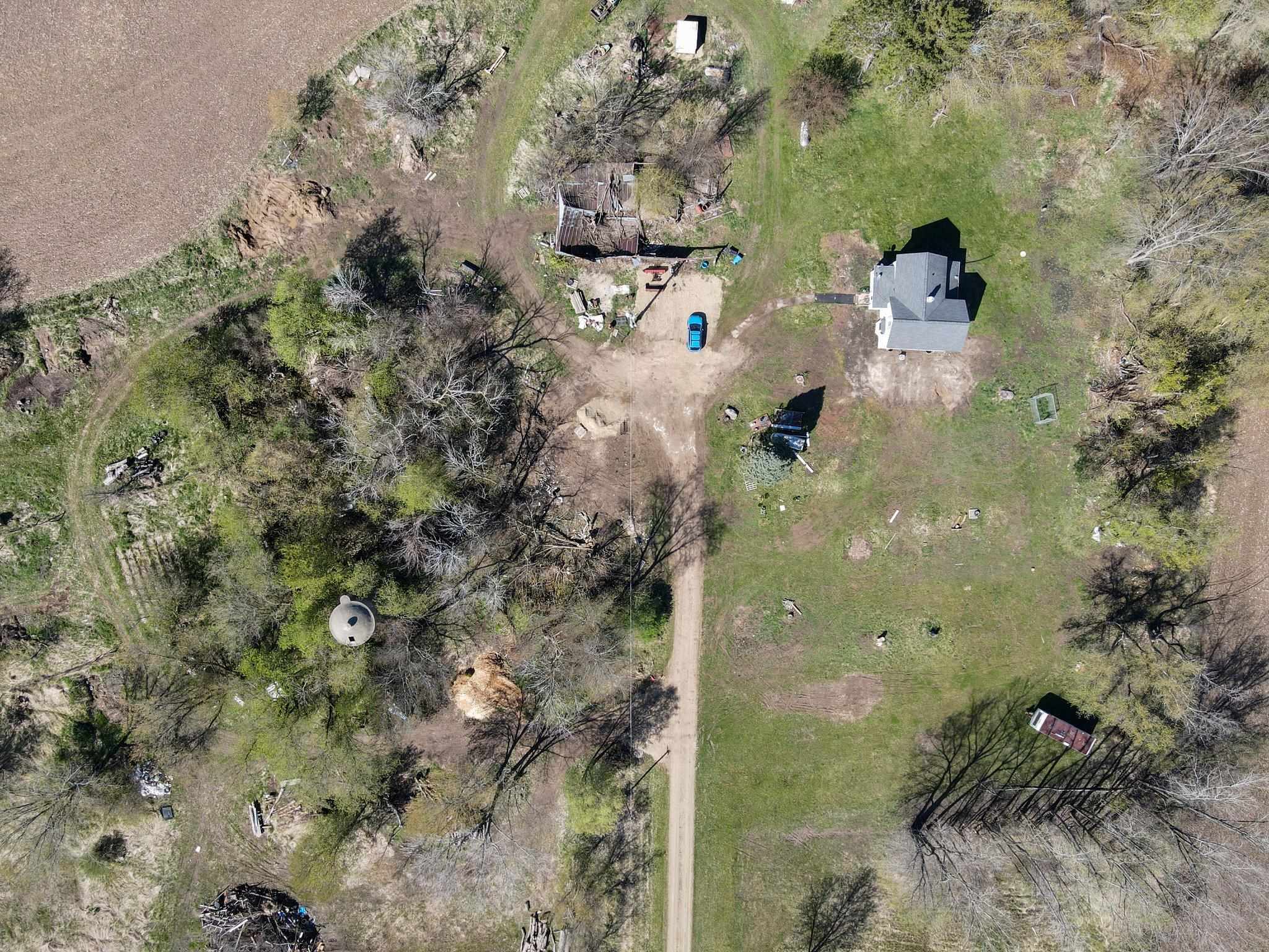 1945 Spring Road