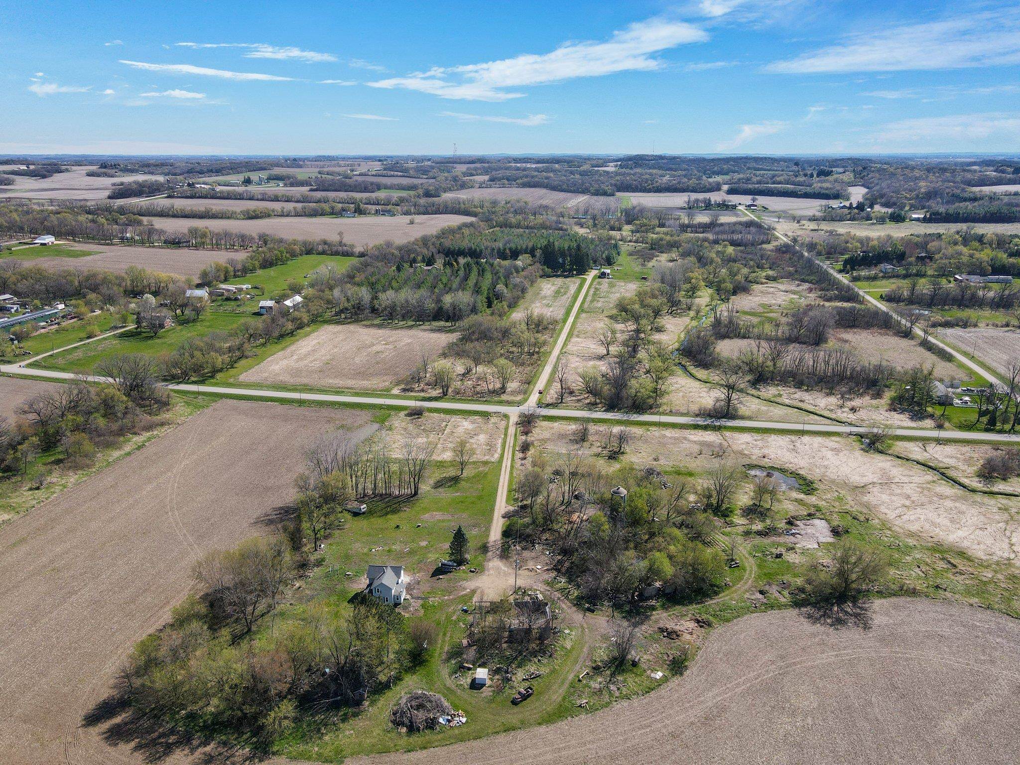 1945 Spring Road