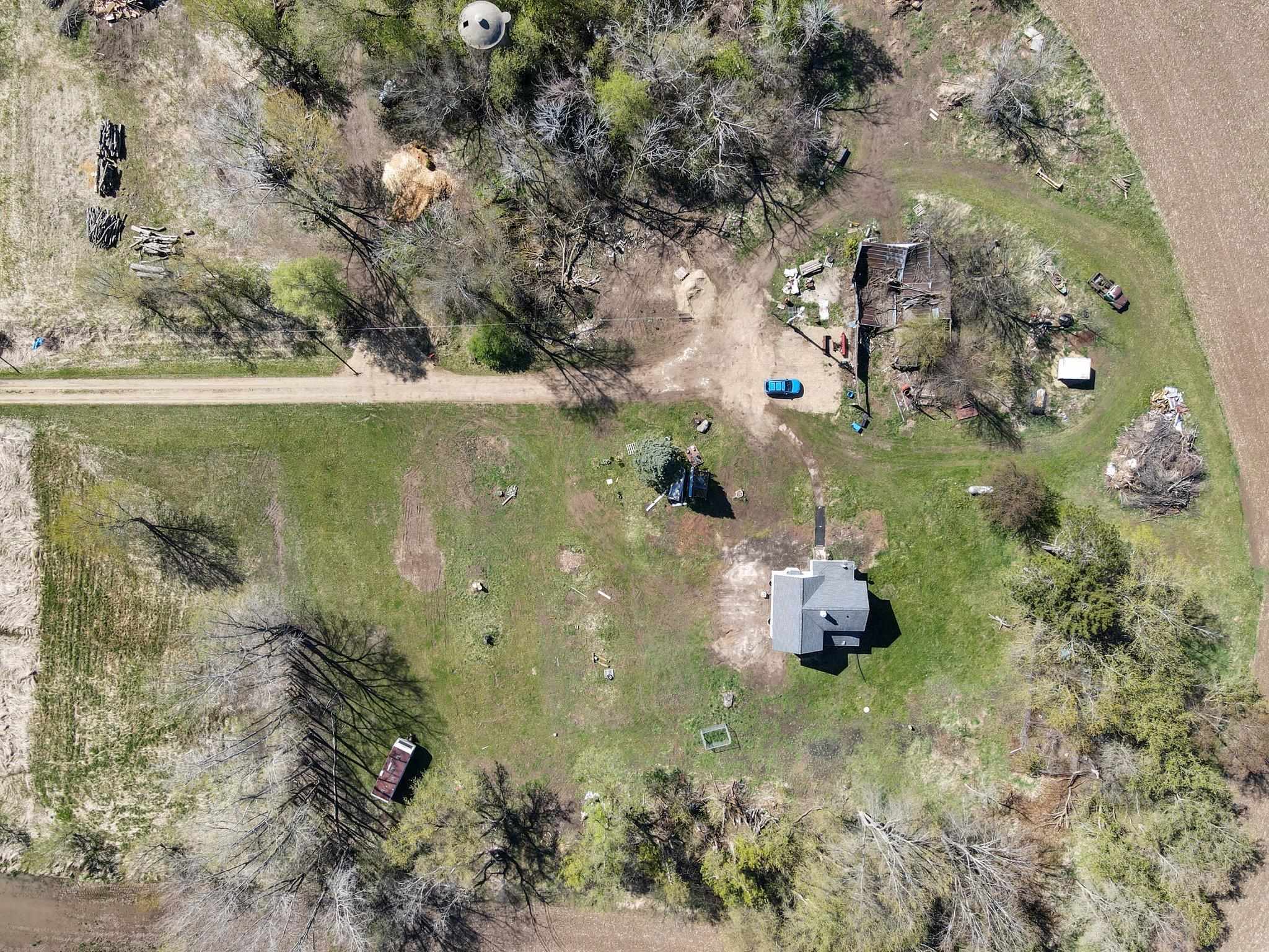 1945 Spring Road