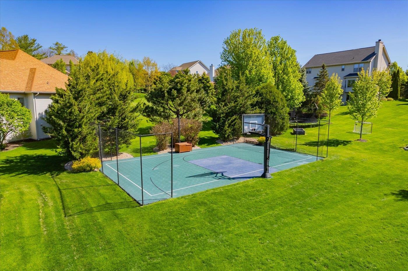 9506 Blue Heron Drive