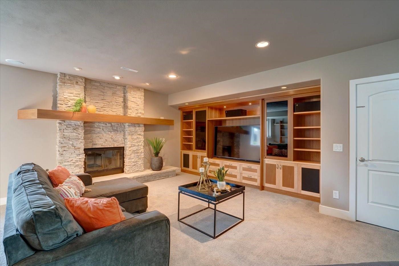 9506 Blue Heron Drive