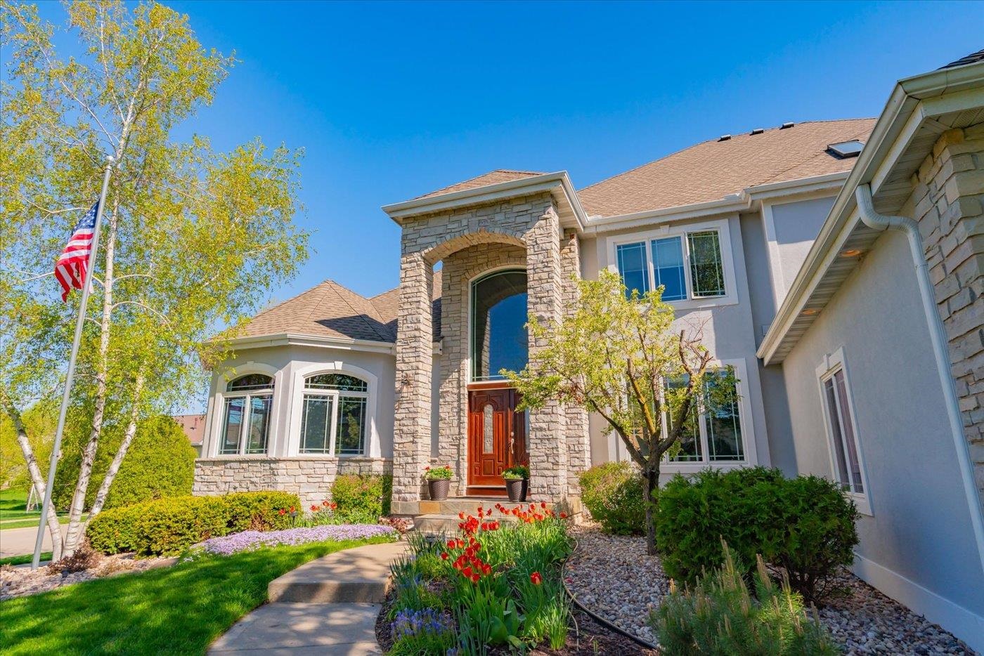 9506 Blue Heron Drive