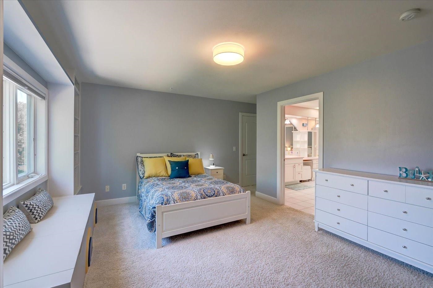 9506 Blue Heron Drive