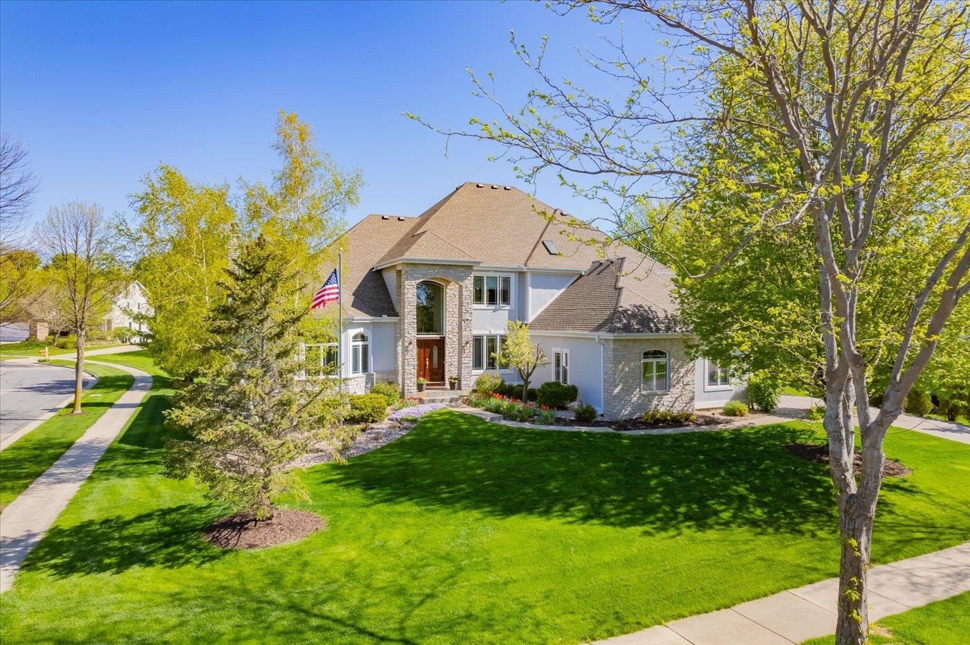 9506 Blue Heron Drive