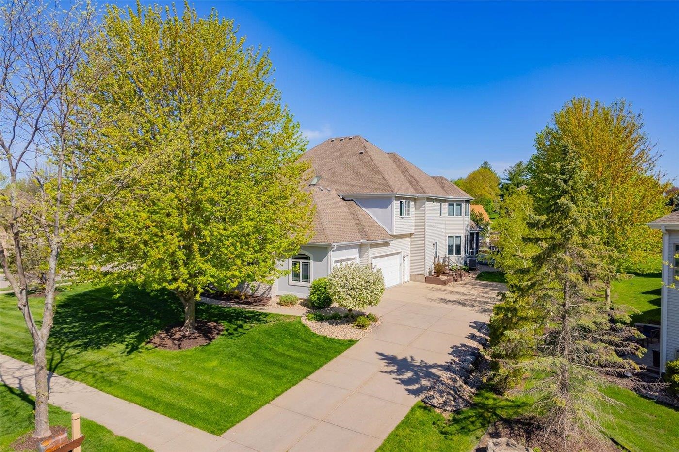 9506 Blue Heron Drive