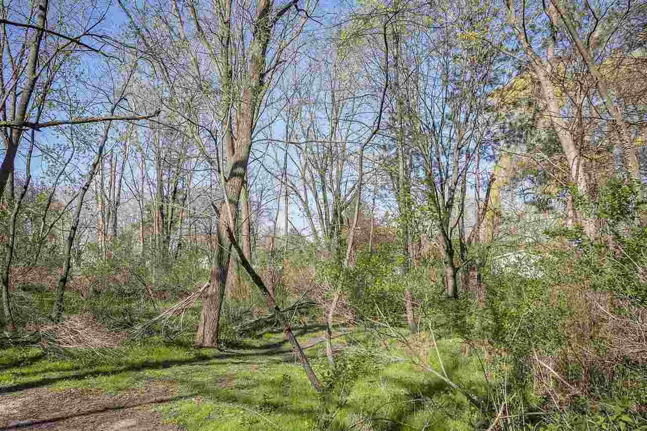 .69 Ac Tareyton Circle