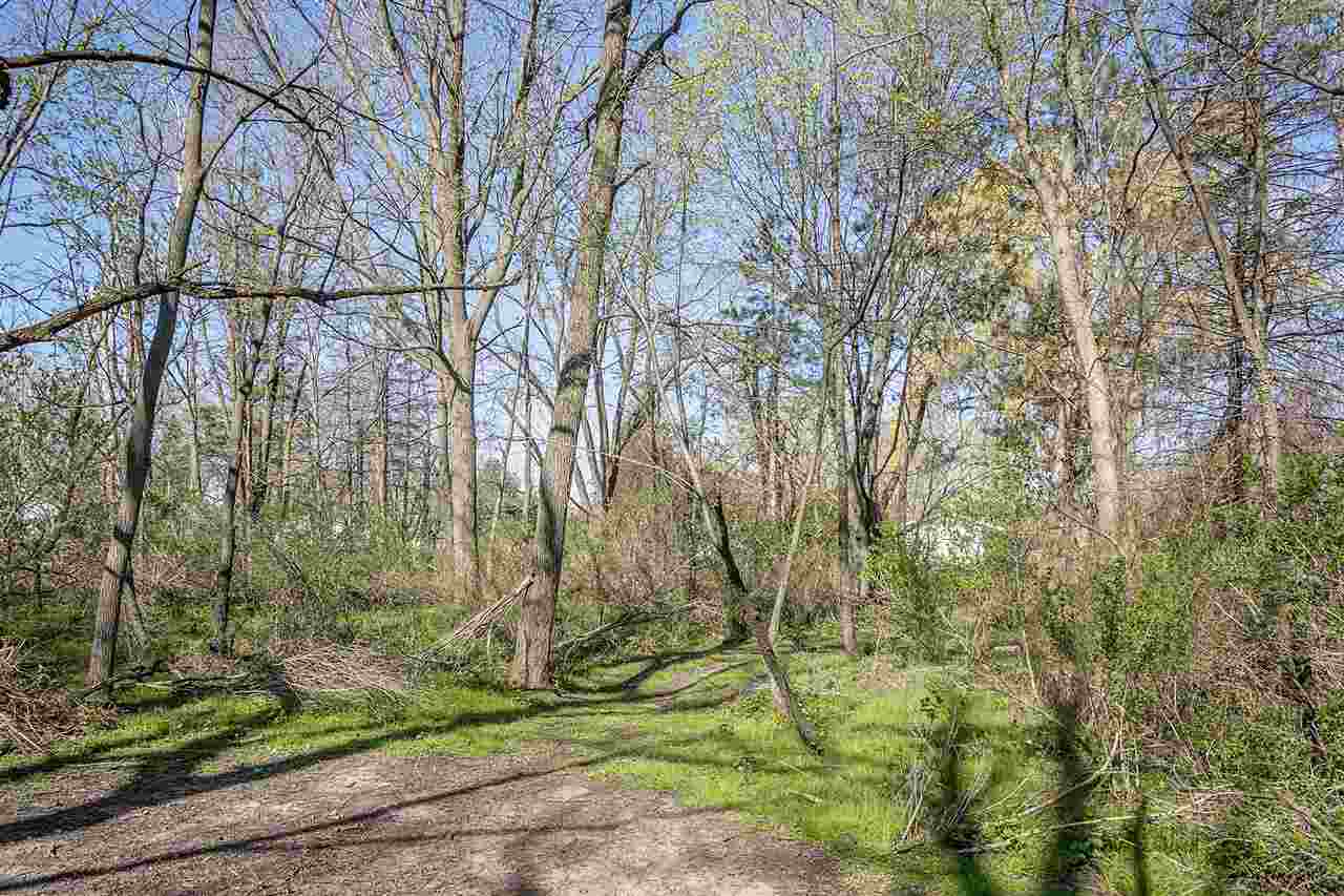 .69 Ac Tareyton Circle