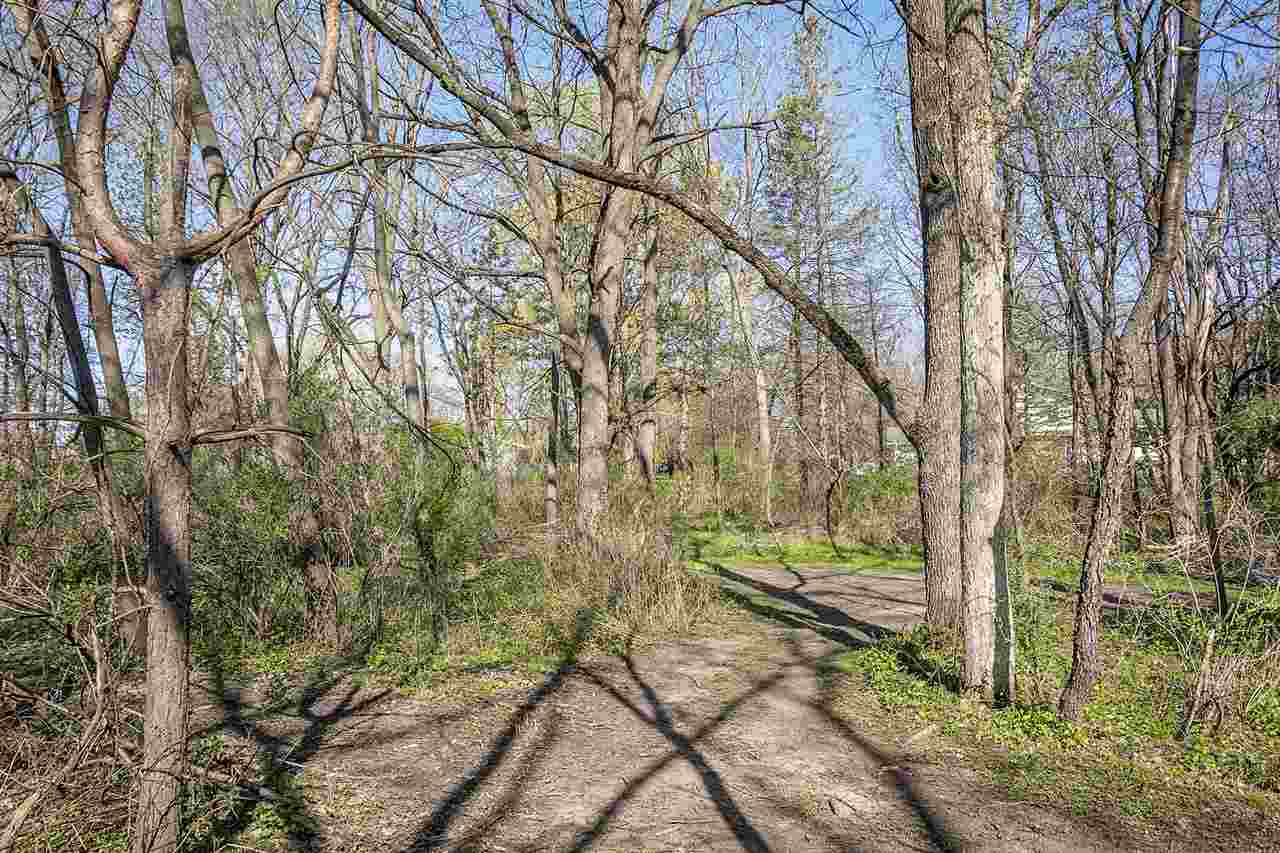 .69 Ac Tareyton Circle