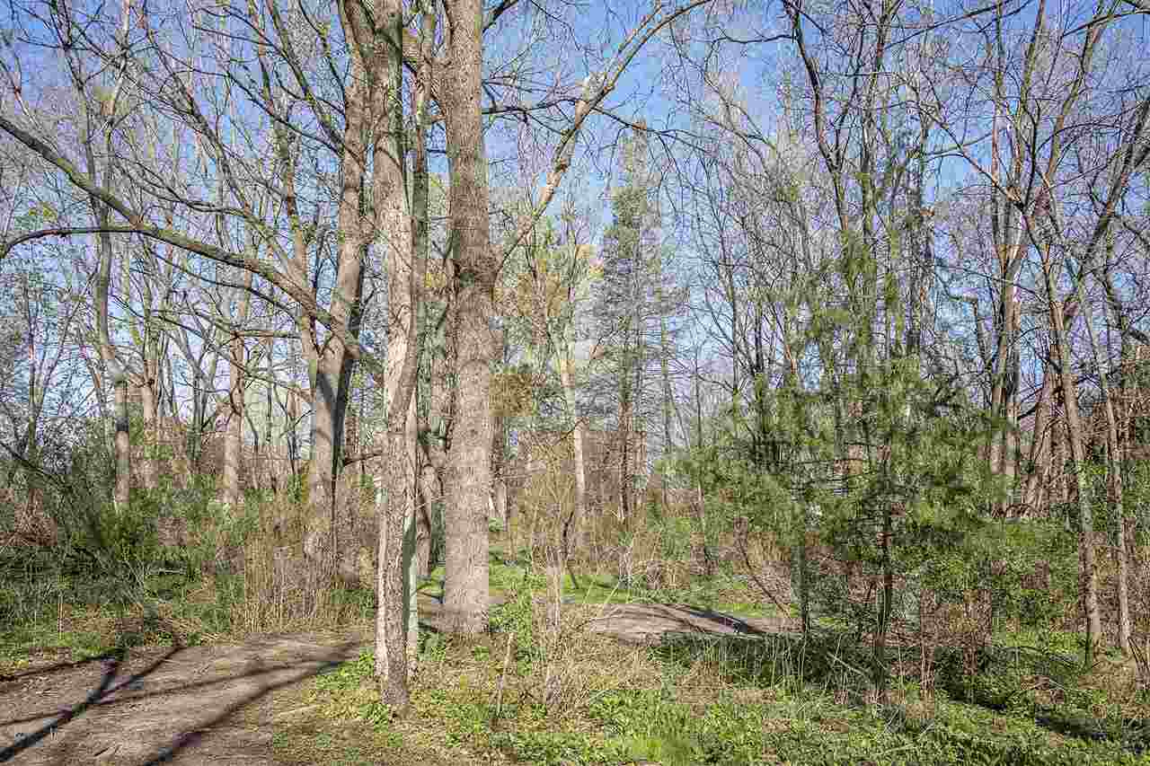 .69 Ac Tareyton Circle