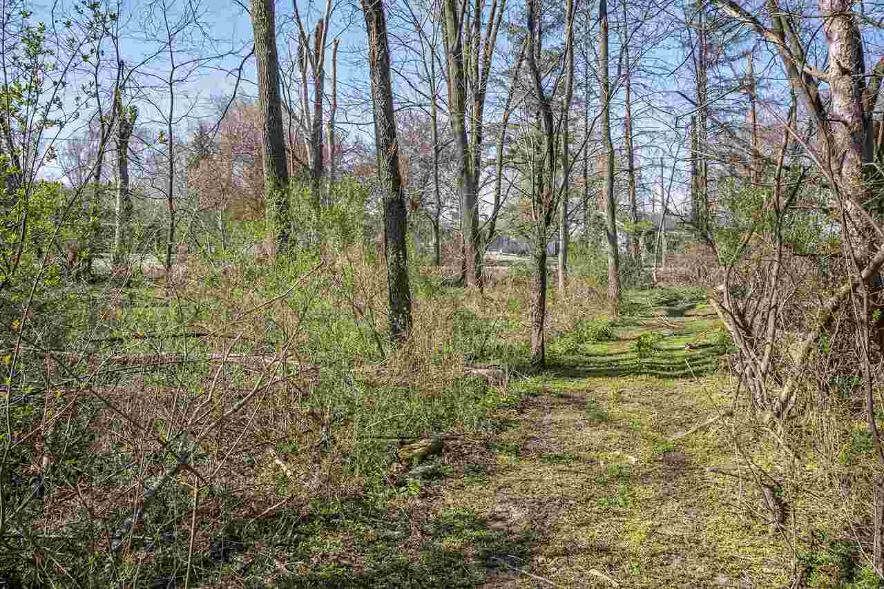 .69 Ac Tareyton Circle