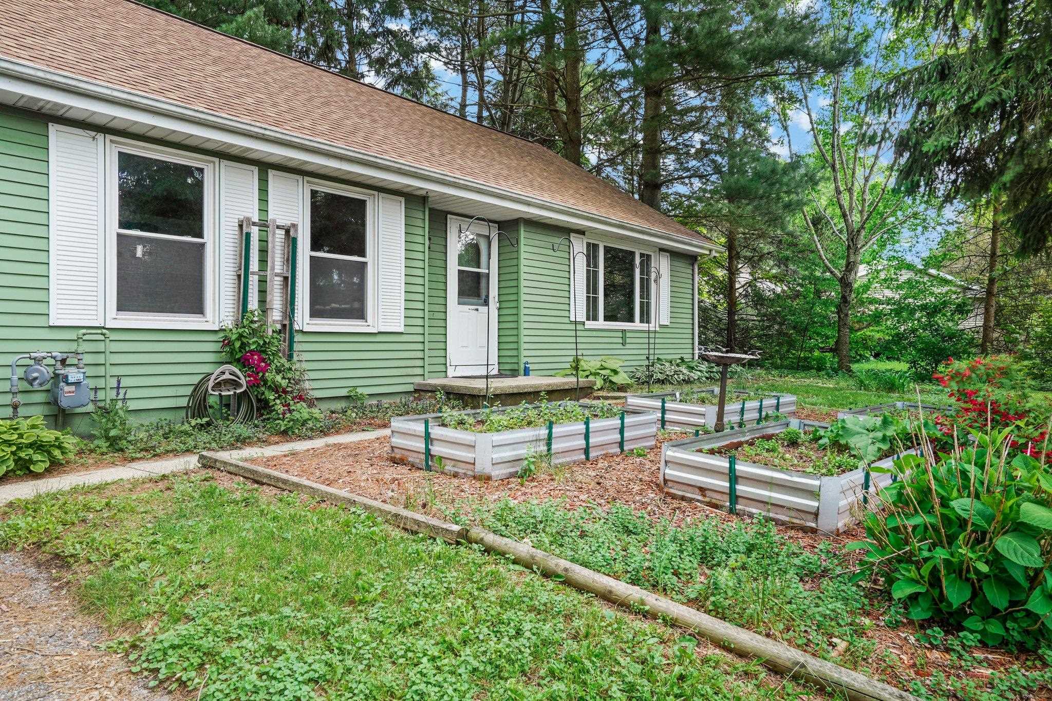 6218 Fox Run