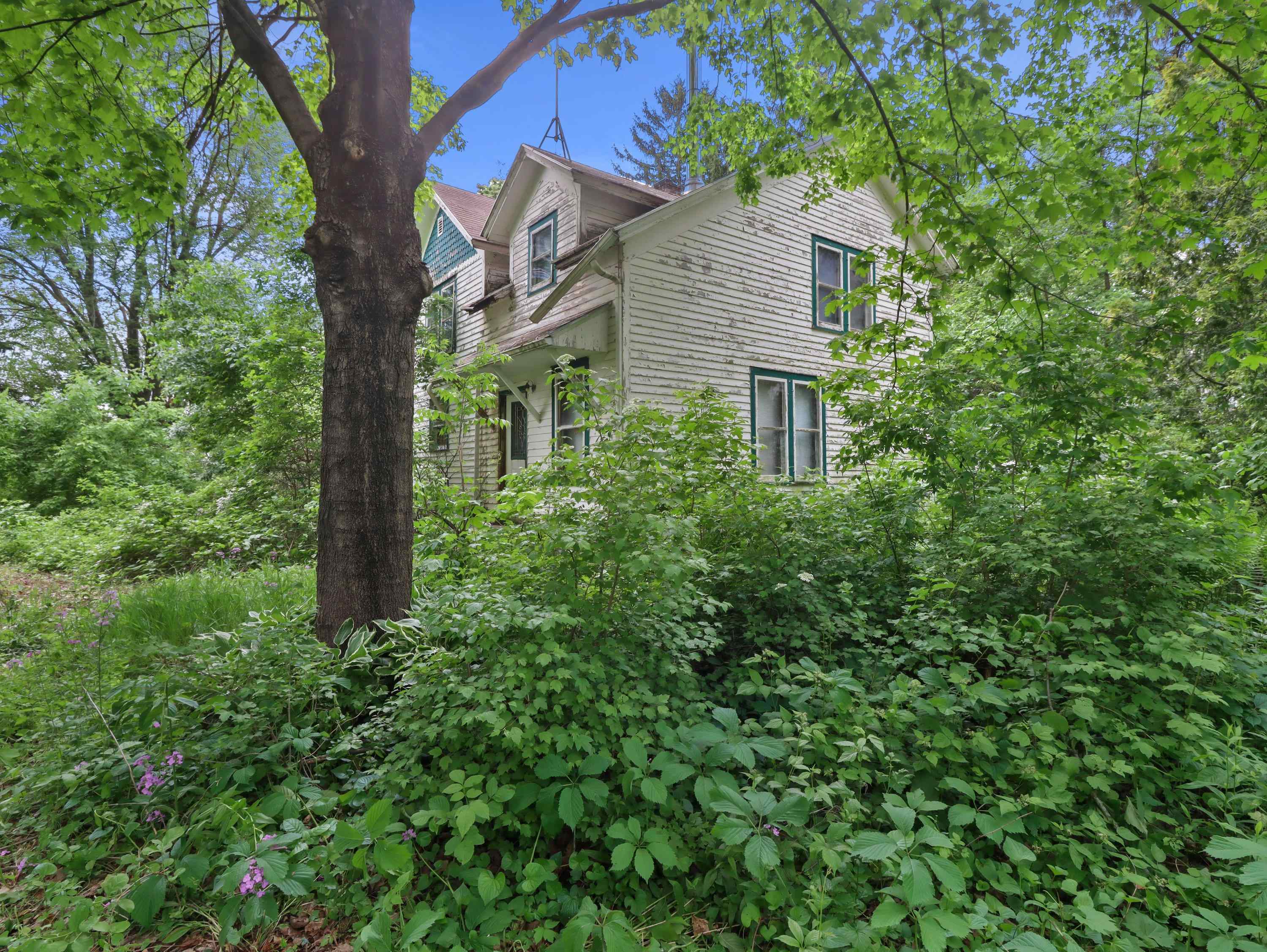 W6387 Hall Road