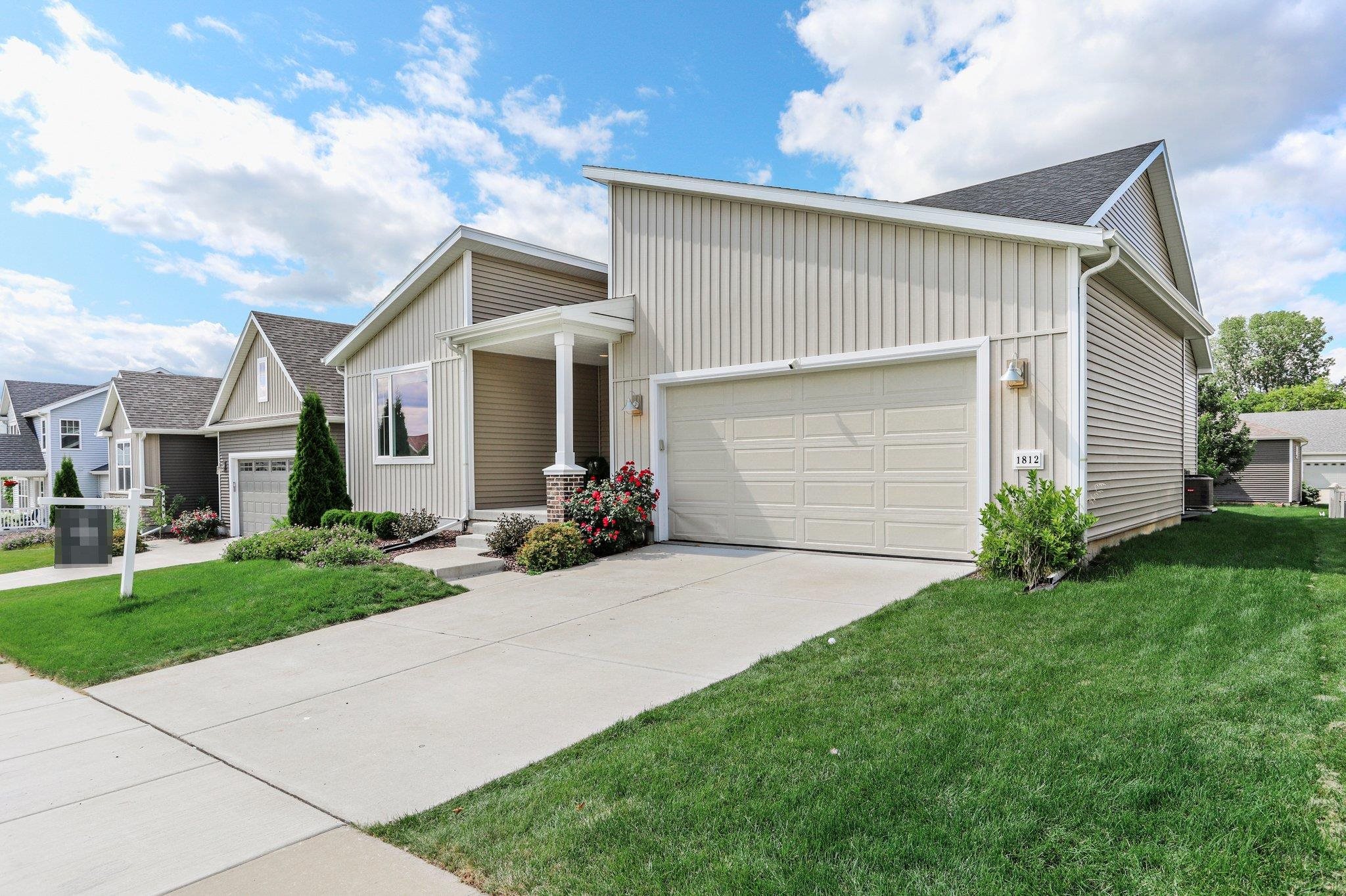 1812 Waterfall Way