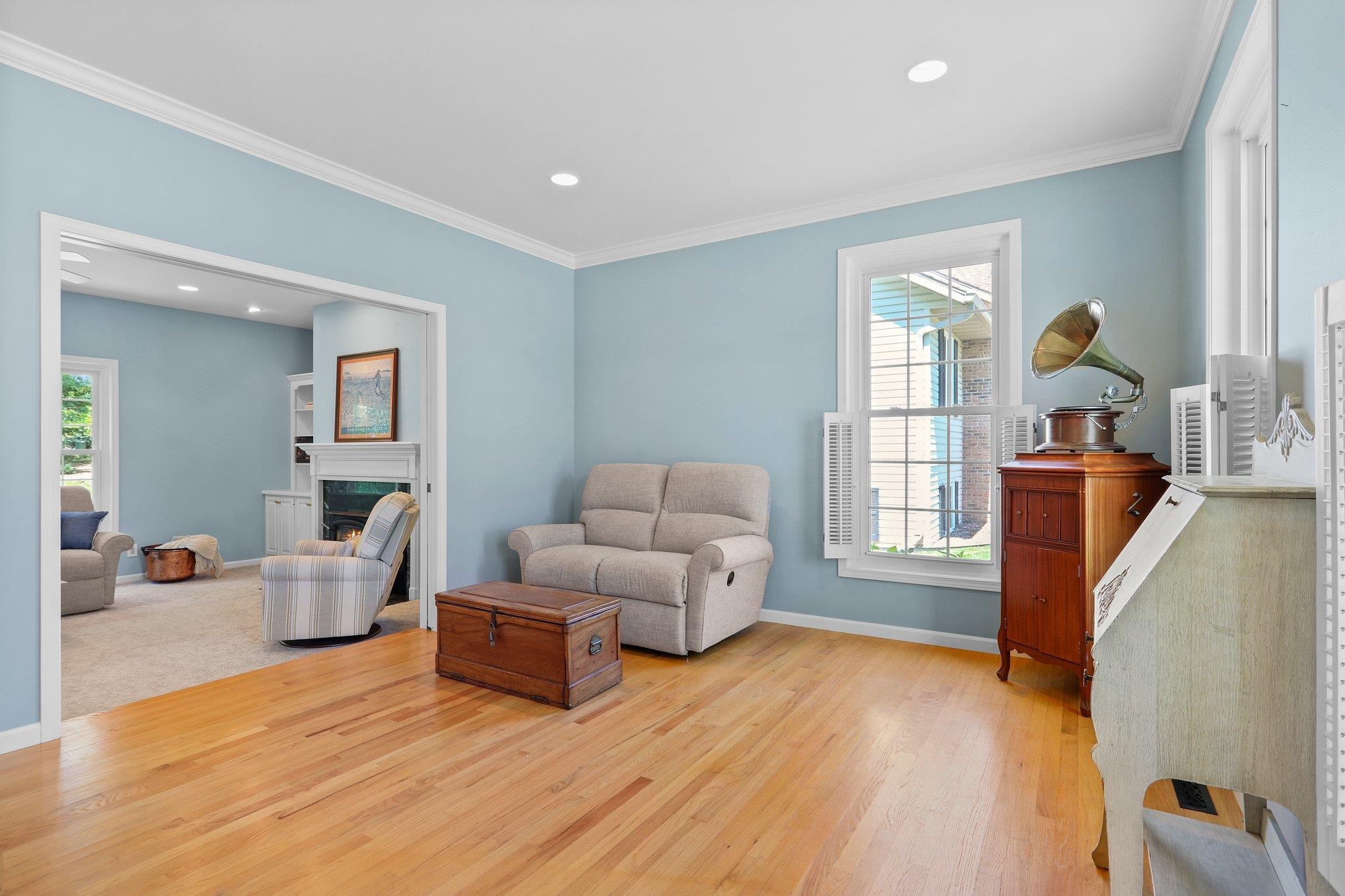 6002 Fredericksburg Lane