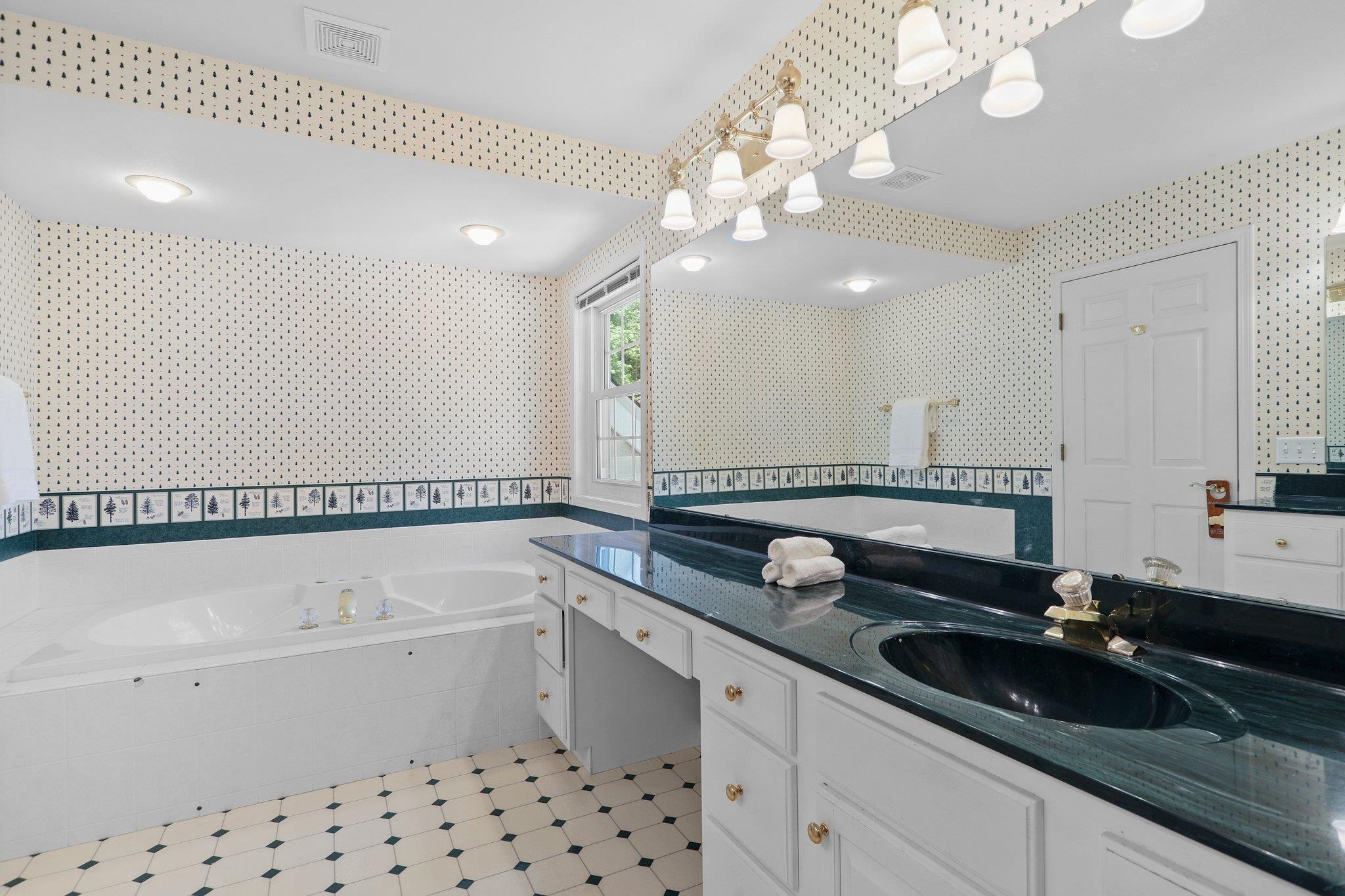 6002 Fredericksburg Lane