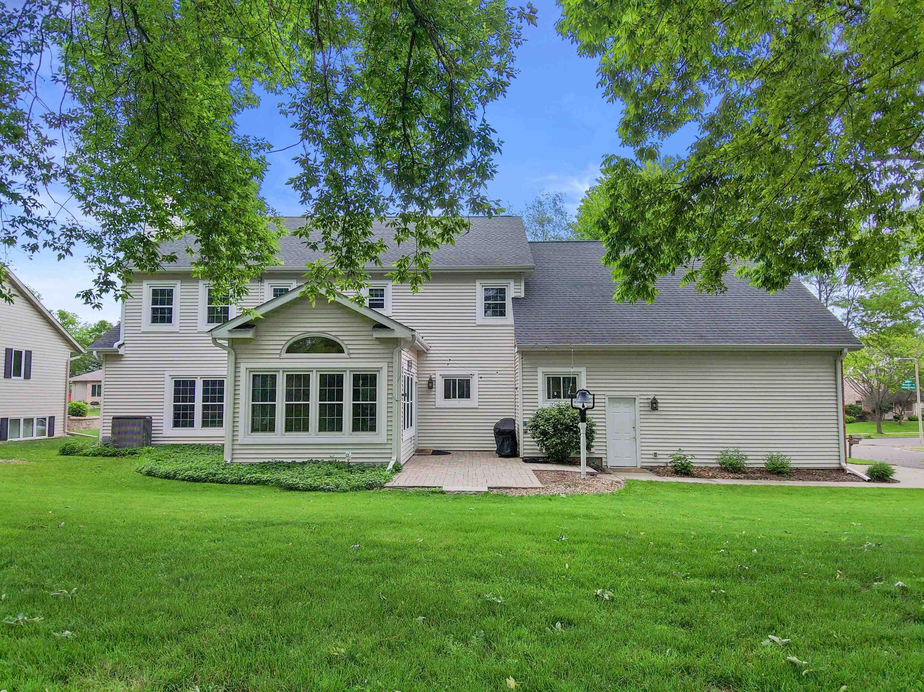 6002 Fredericksburg Lane