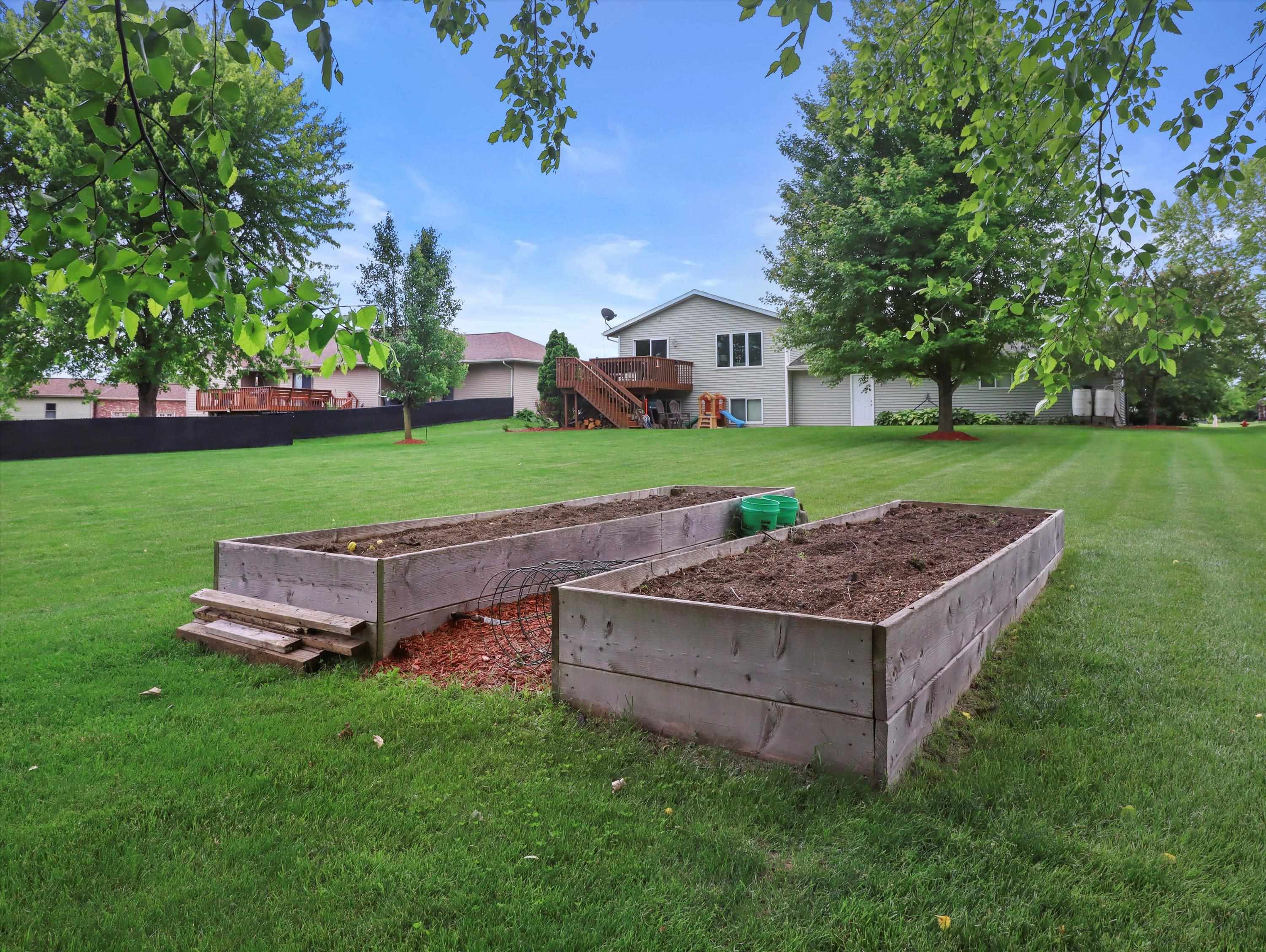 153 Cardinal Lane