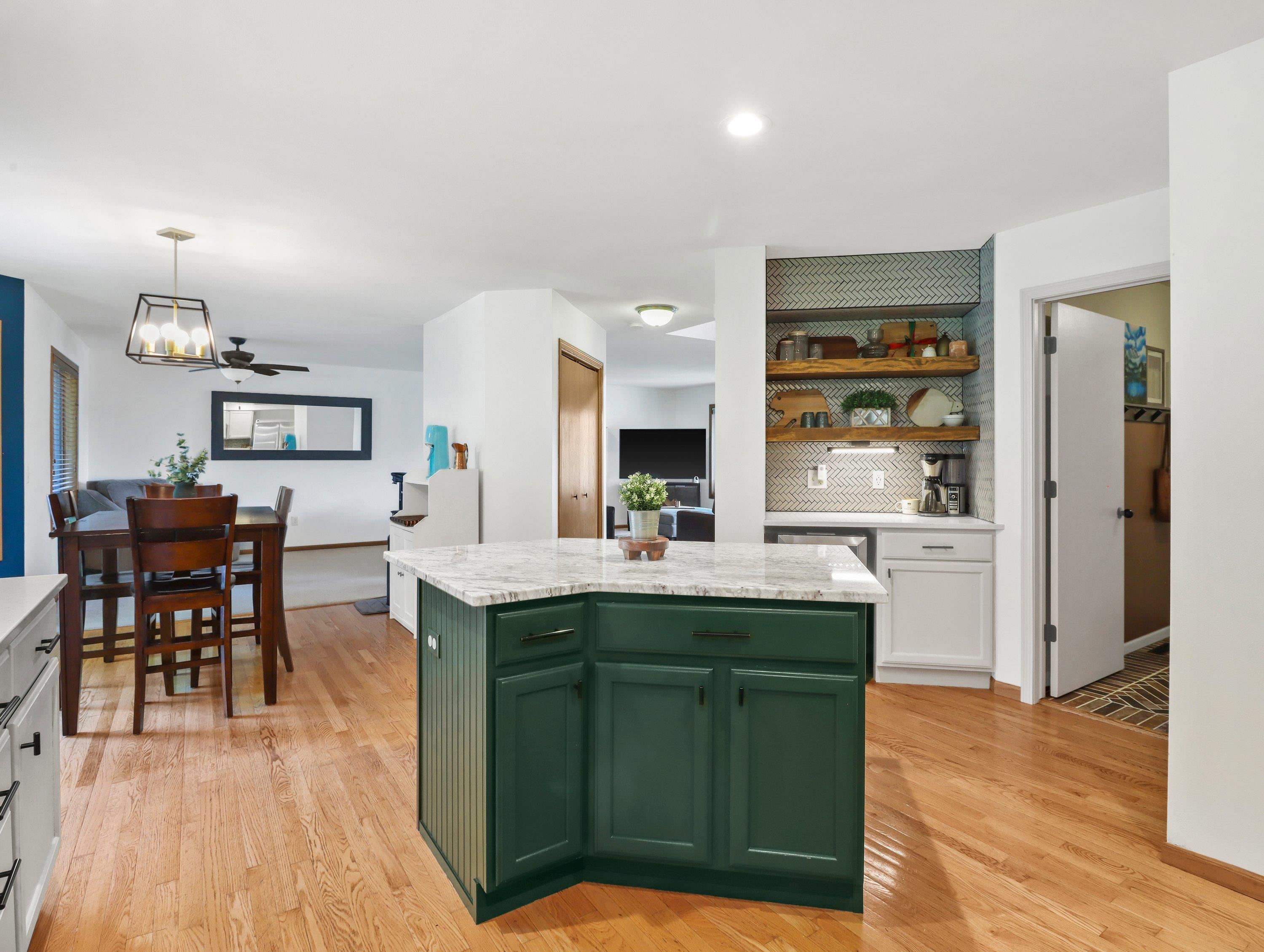 4805 Dream Lane