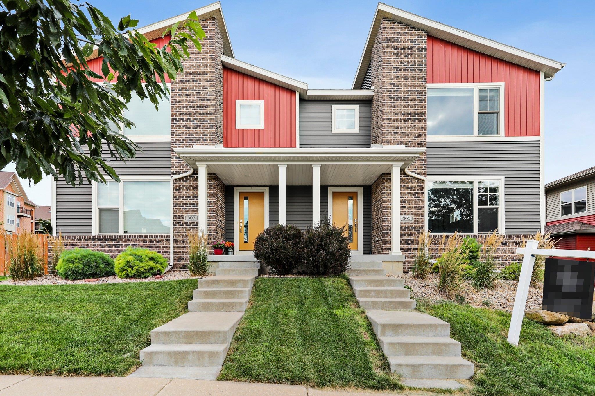 305 Pine Lawn Parkway