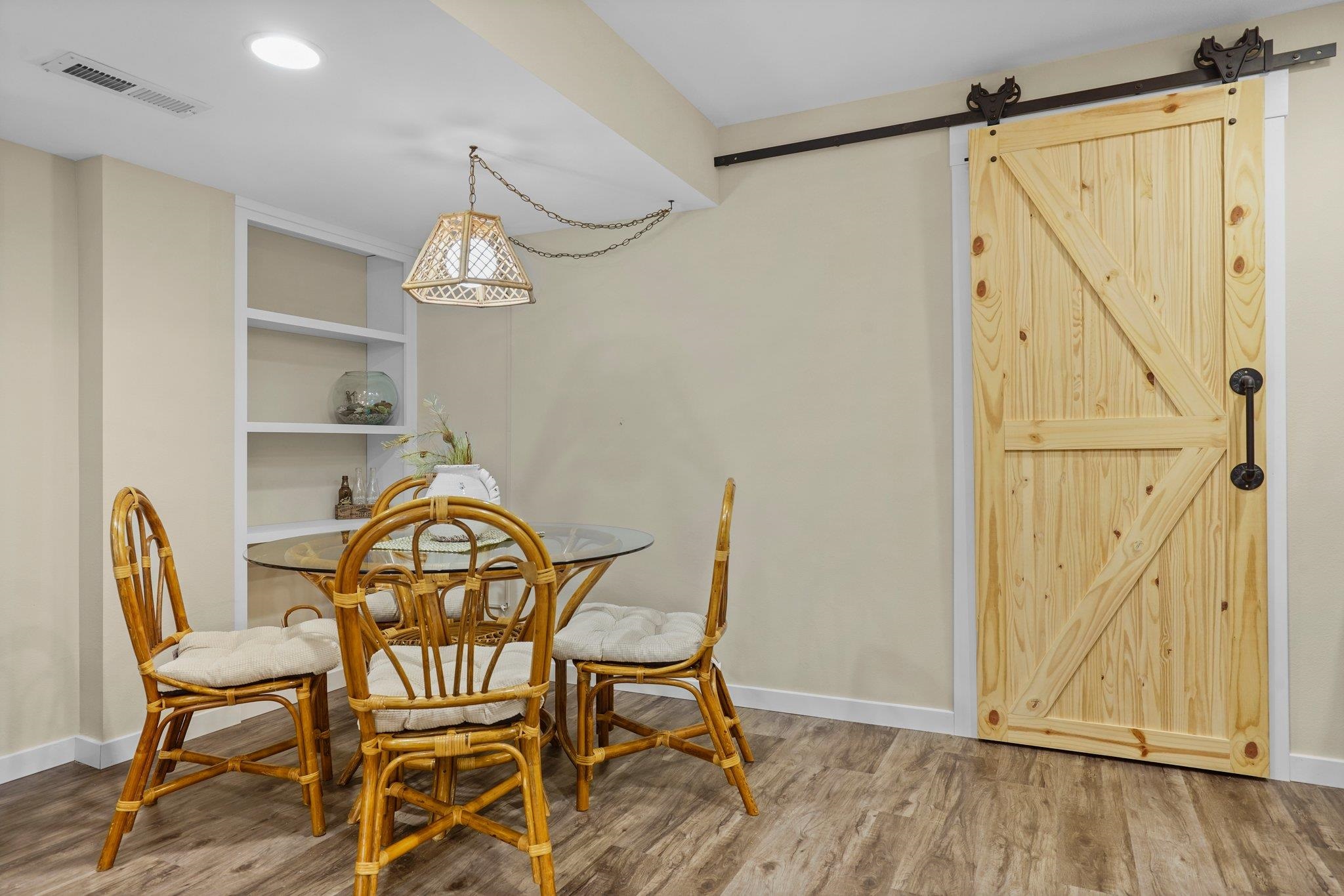 6638 Prairie Creek Road