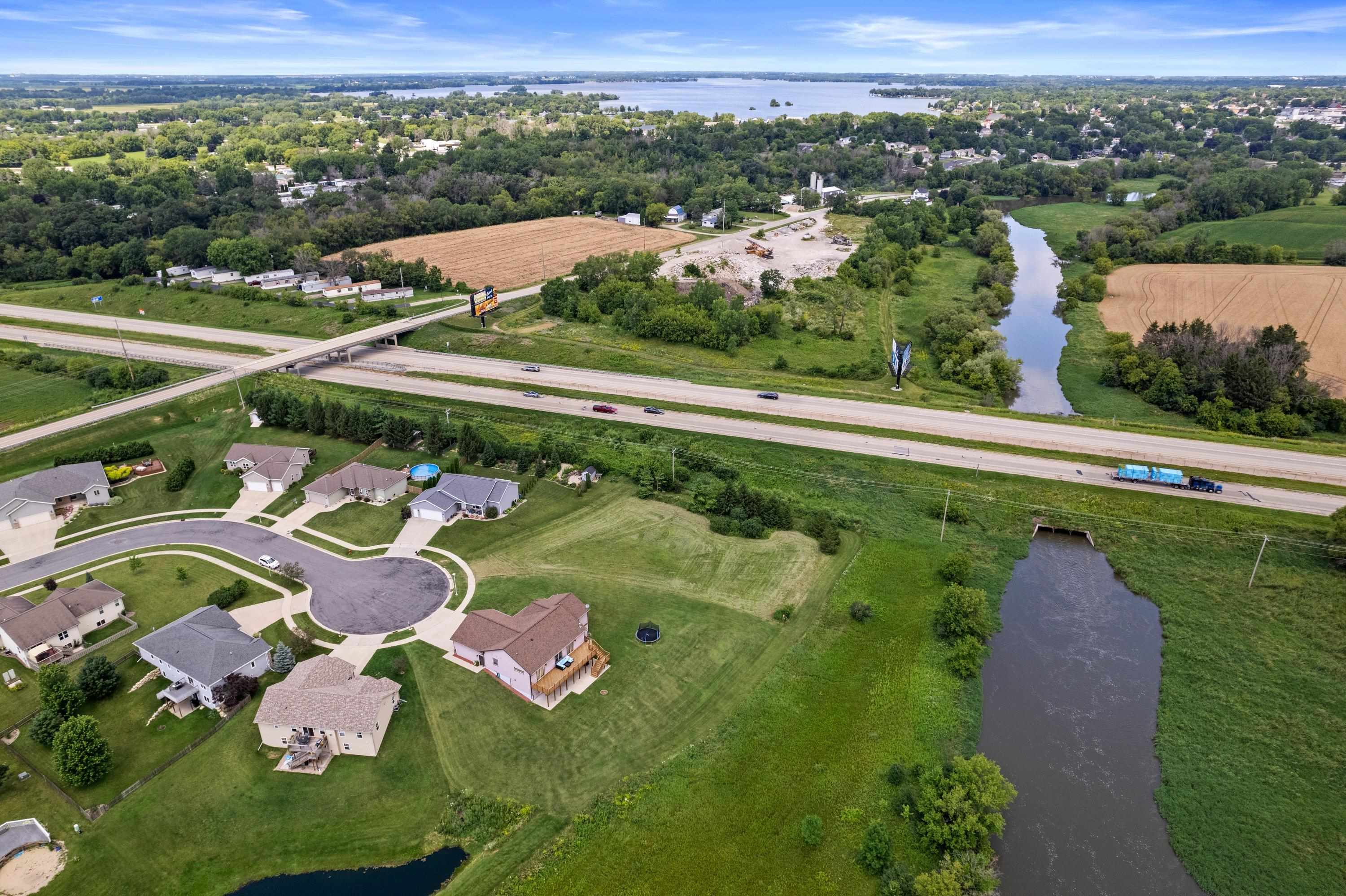 100 Honeycrisp Drive