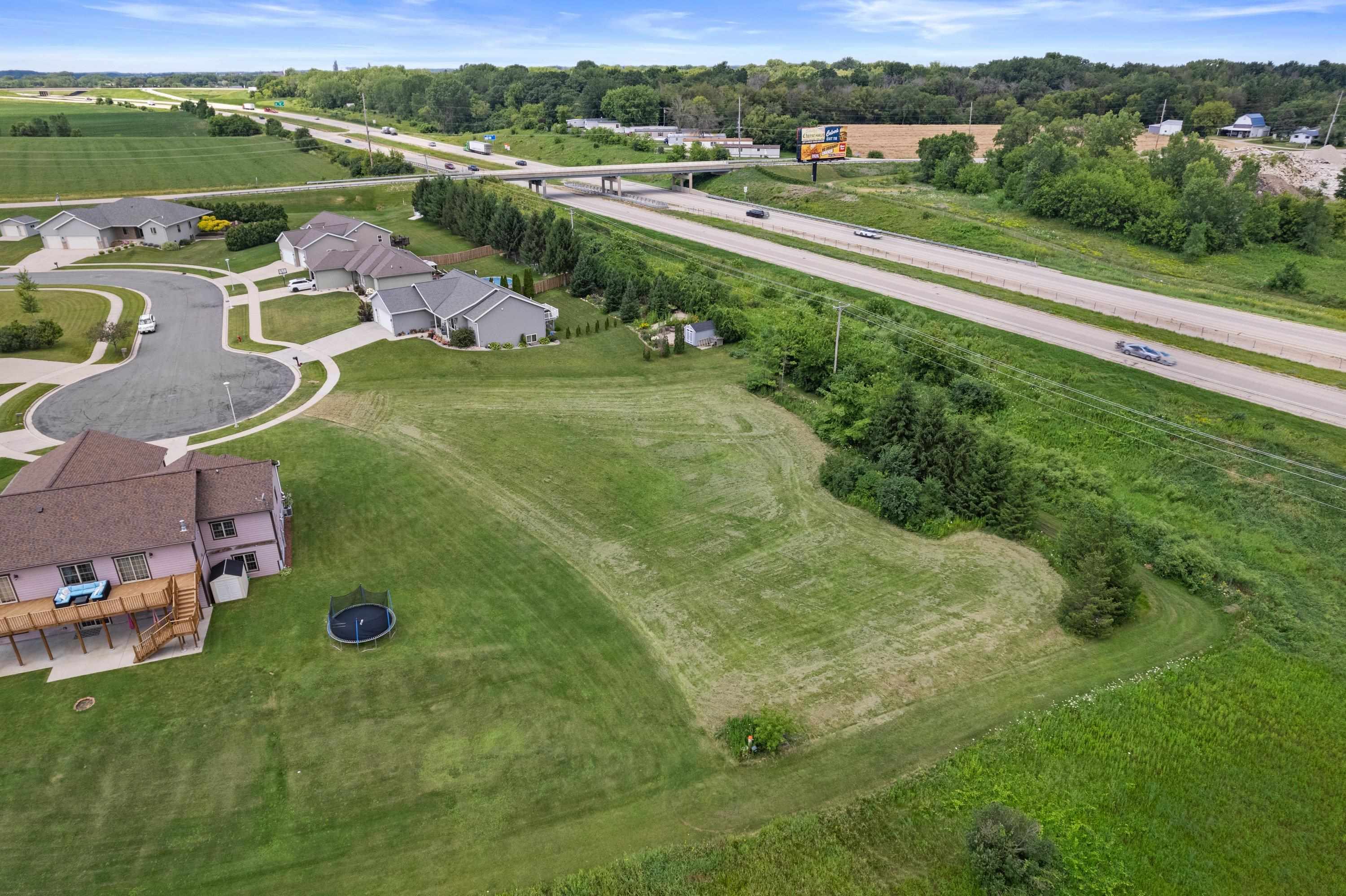 100 Honeycrisp Drive