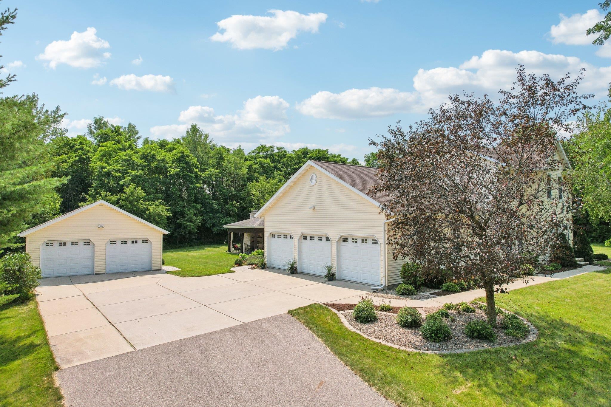 5368 County Road TT