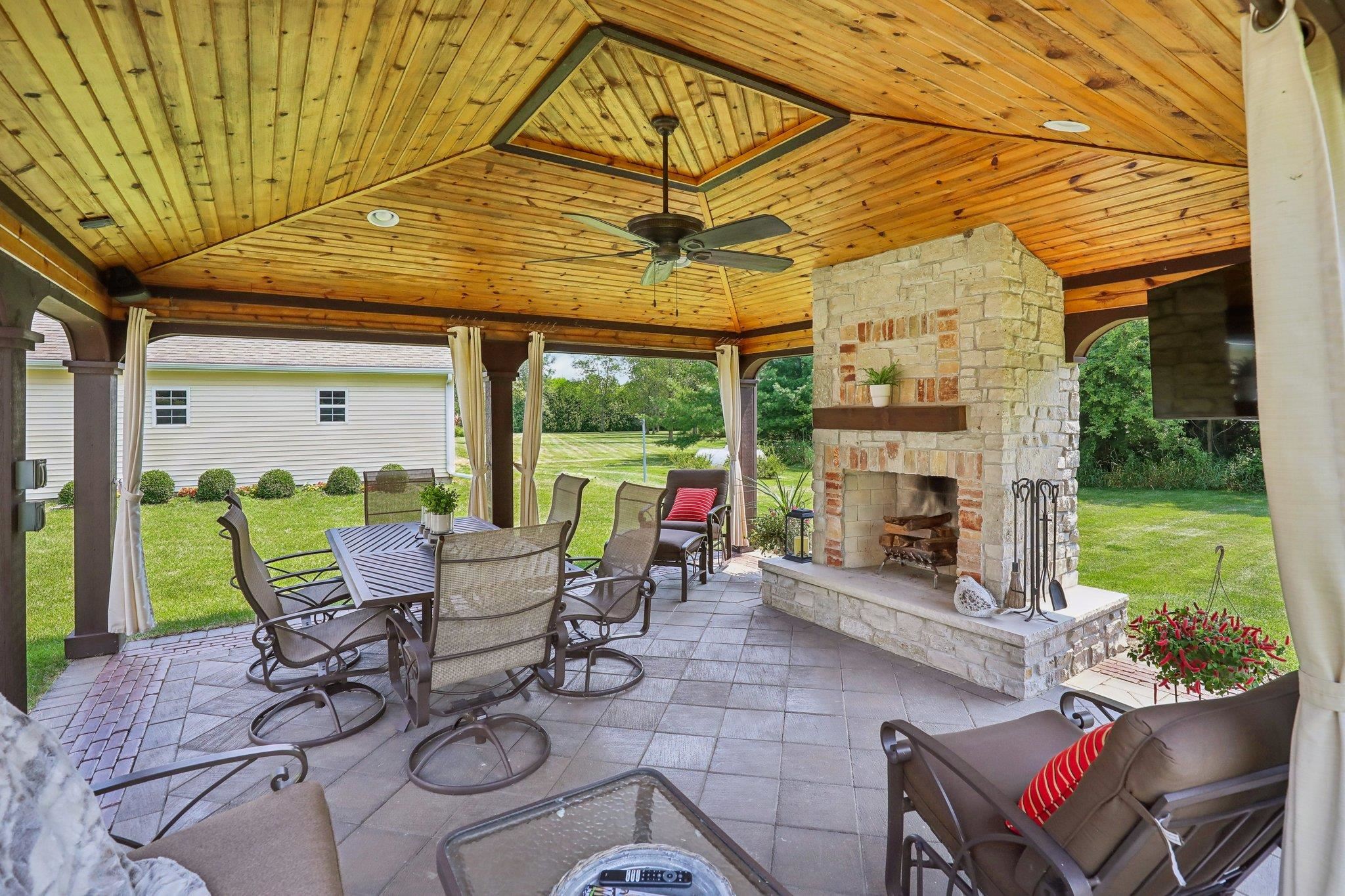 5368 County Road TT
