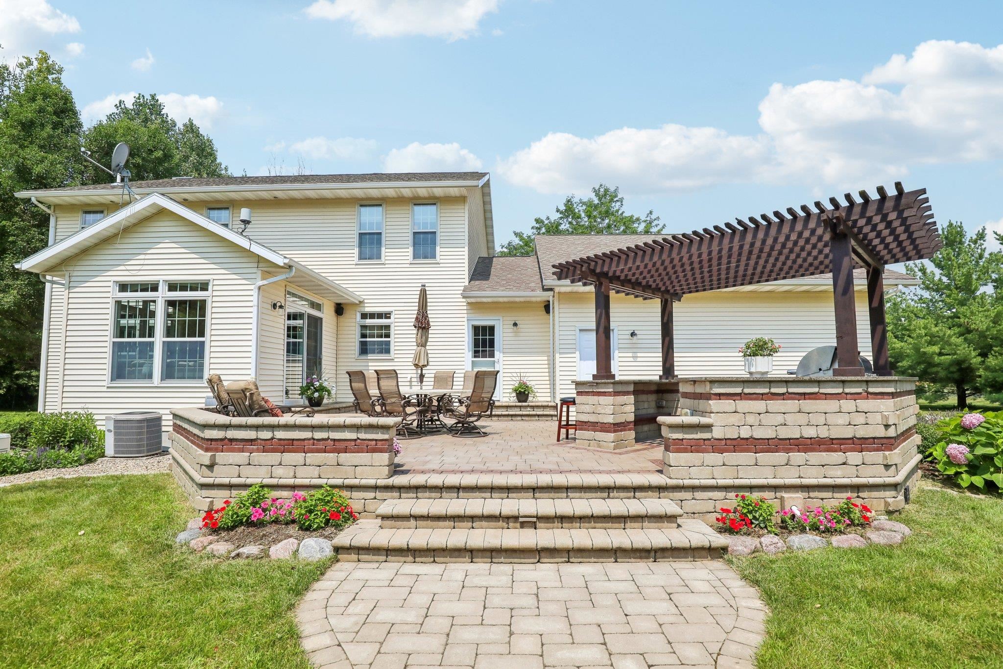 5368 County Road TT