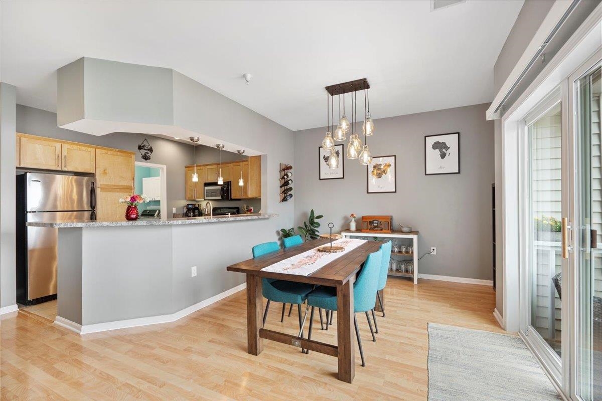 16 Corner Stone Way Unit: 9