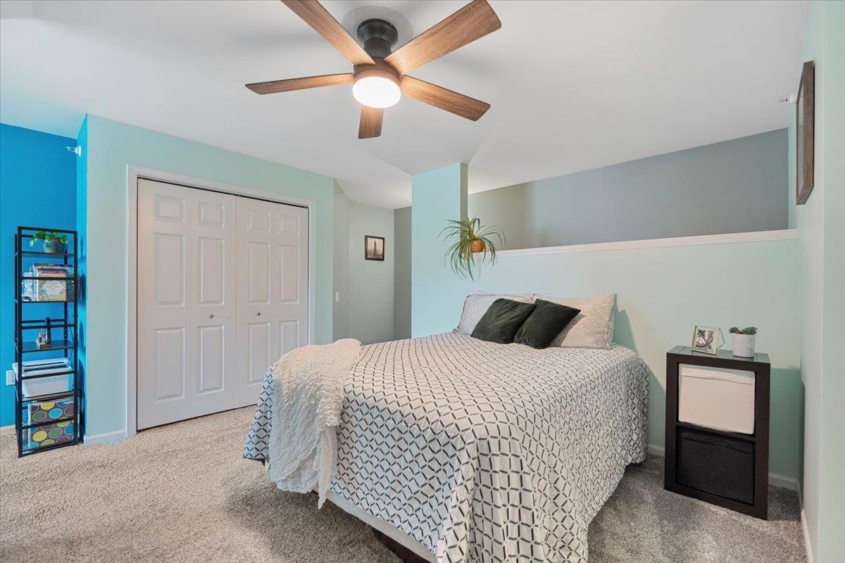 16 Corner Stone Way Unit: 9