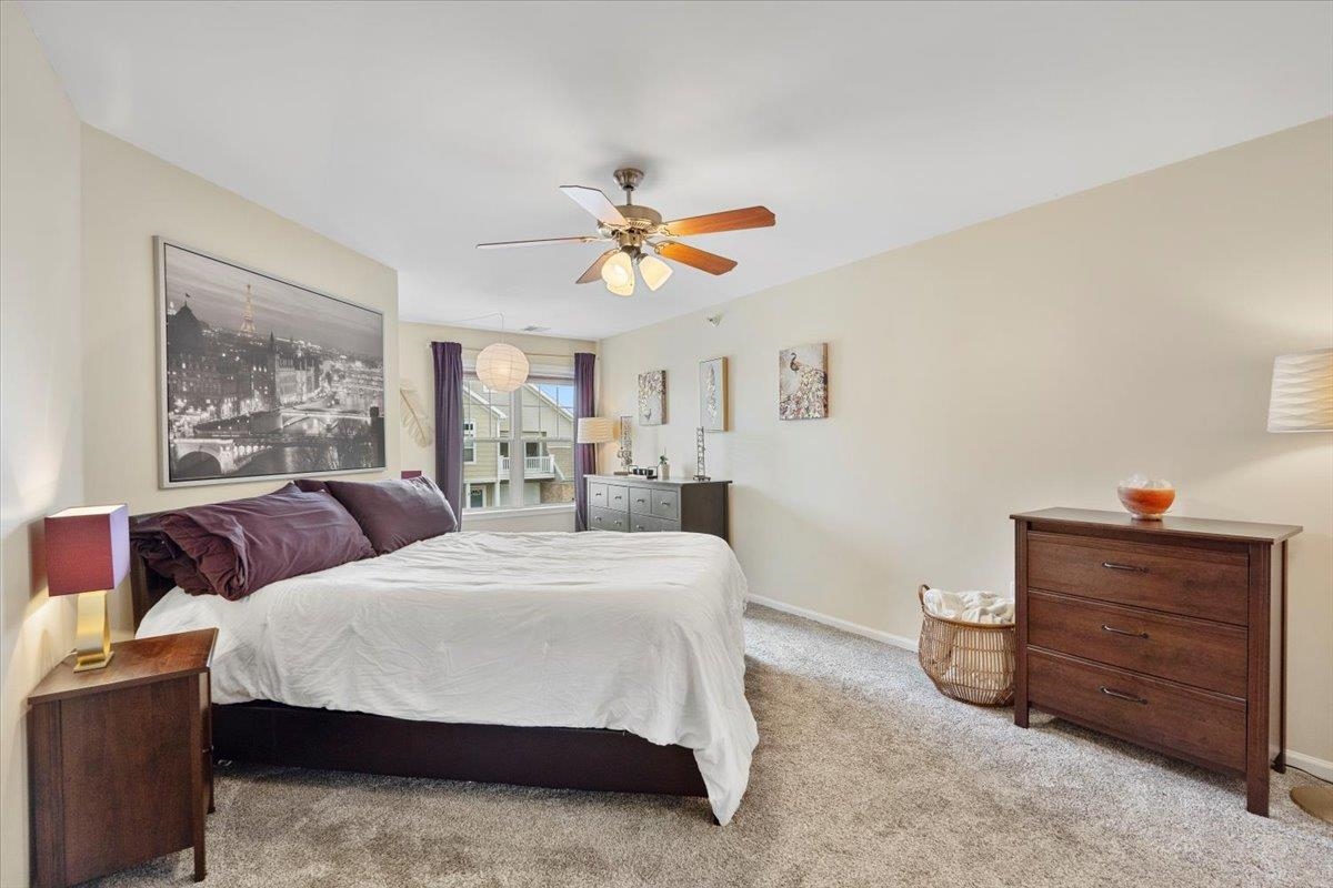 16 Corner Stone Way Unit: 9
