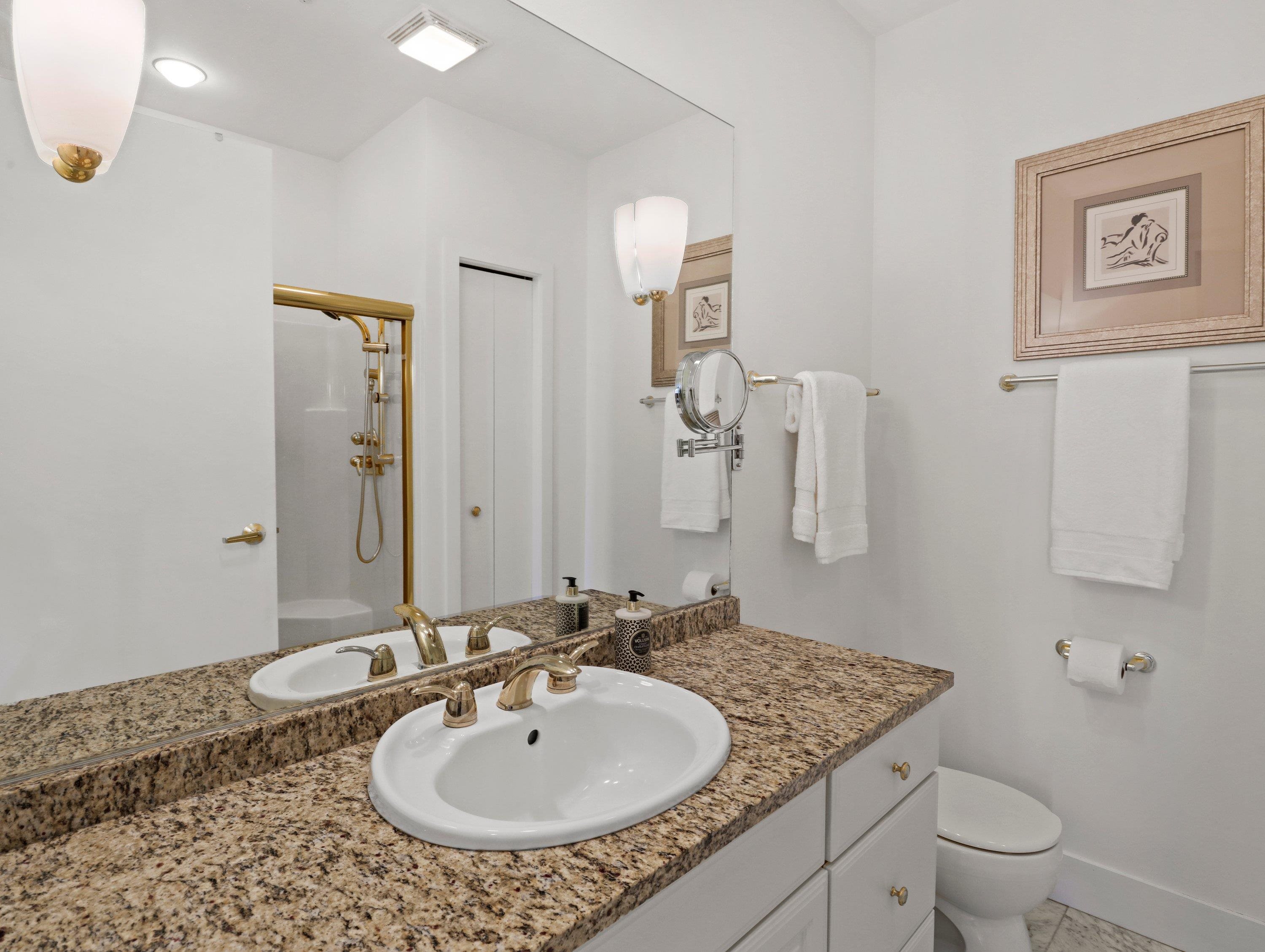 155 E Wilson Street 101